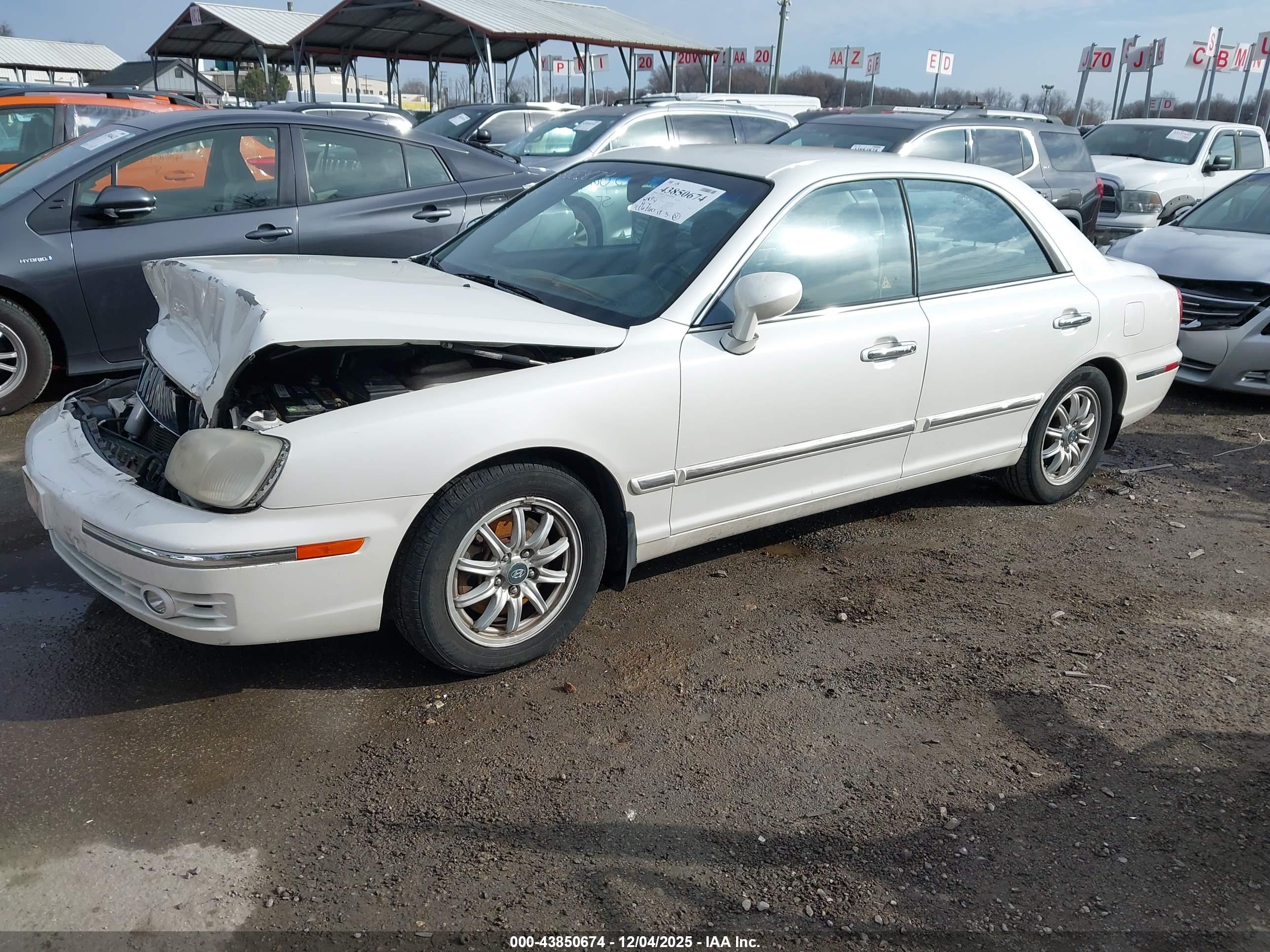 HYUNDAI XG350 image 2
