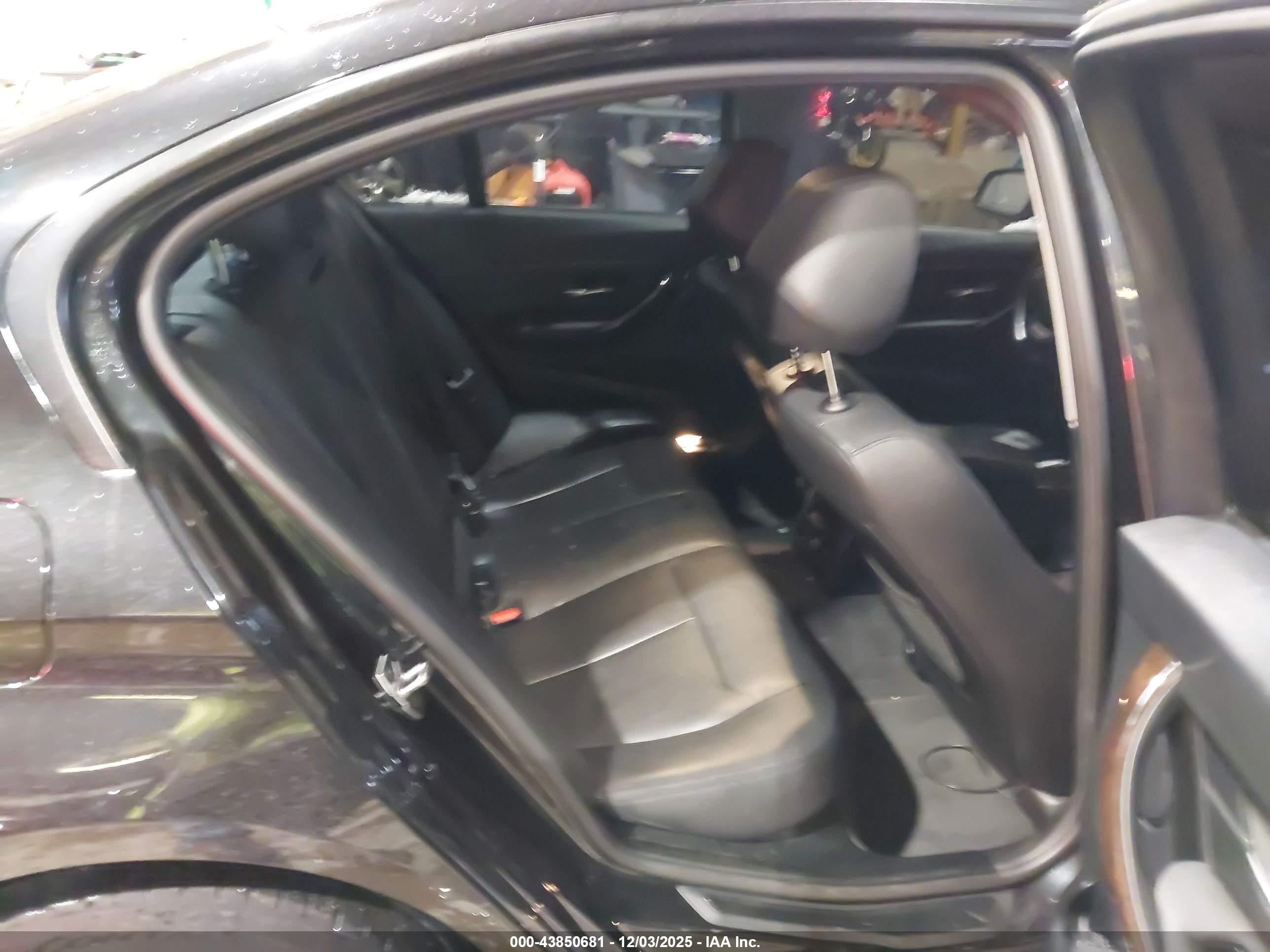 BMW 328I image 8