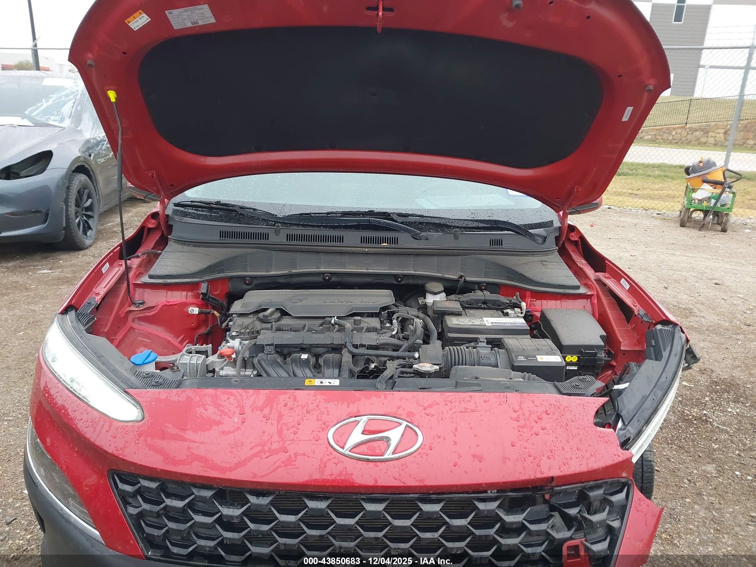 HYUNDAI KONA image 10