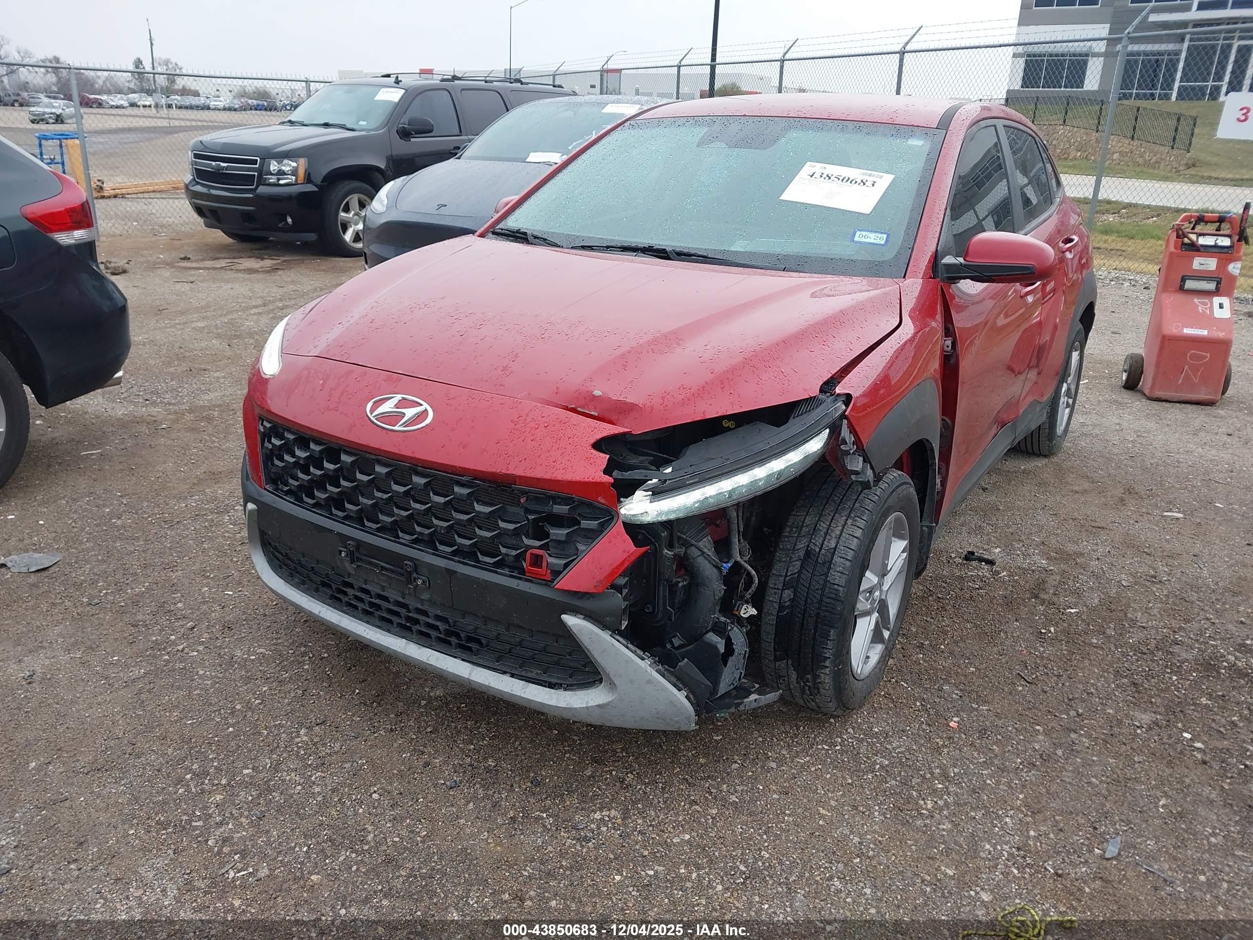 HYUNDAI KONA image 6