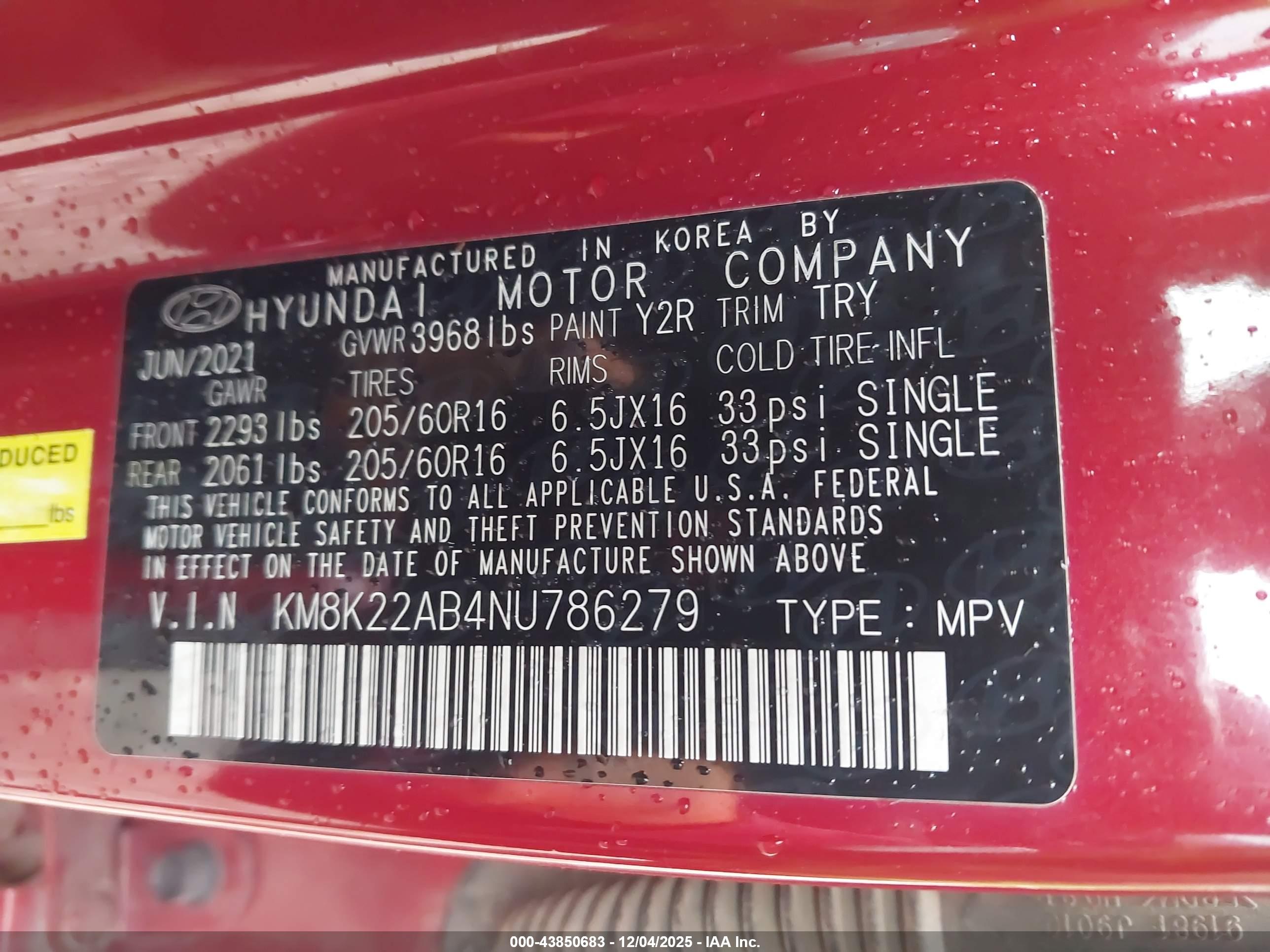 HYUNDAI KONA image 9