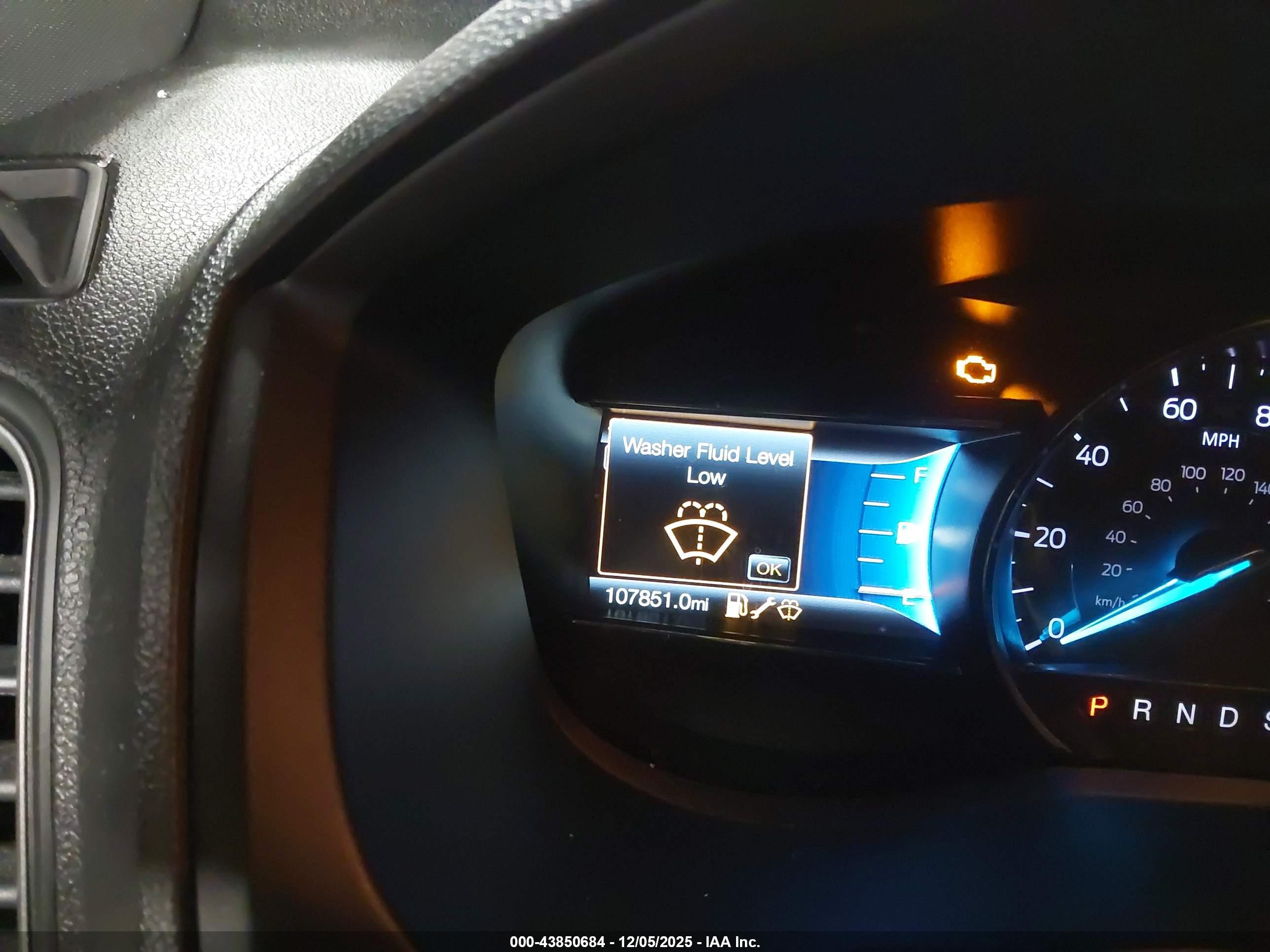 FORD EXPLORER image 7