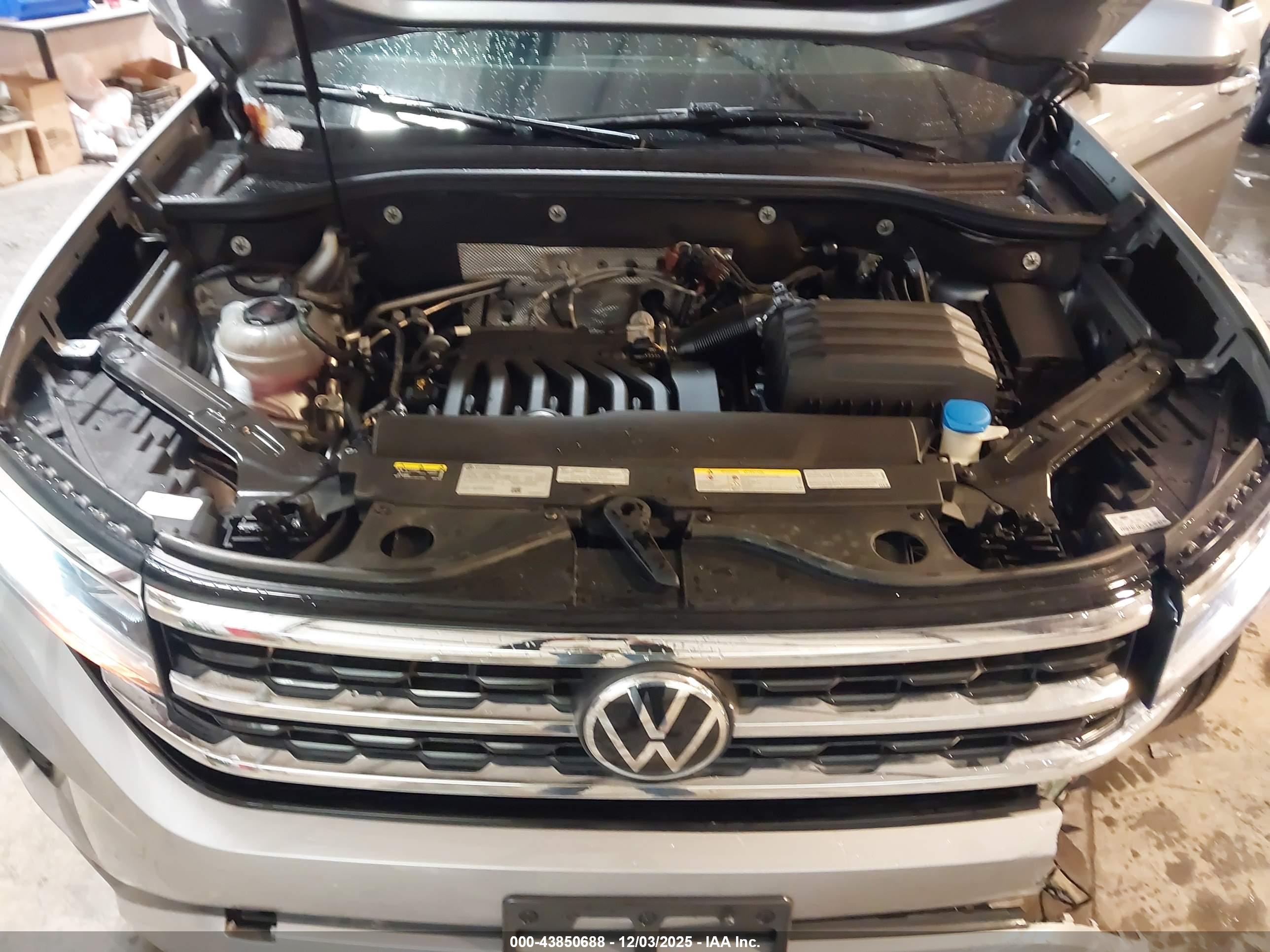VOLKSWAGEN ATLAS image 10