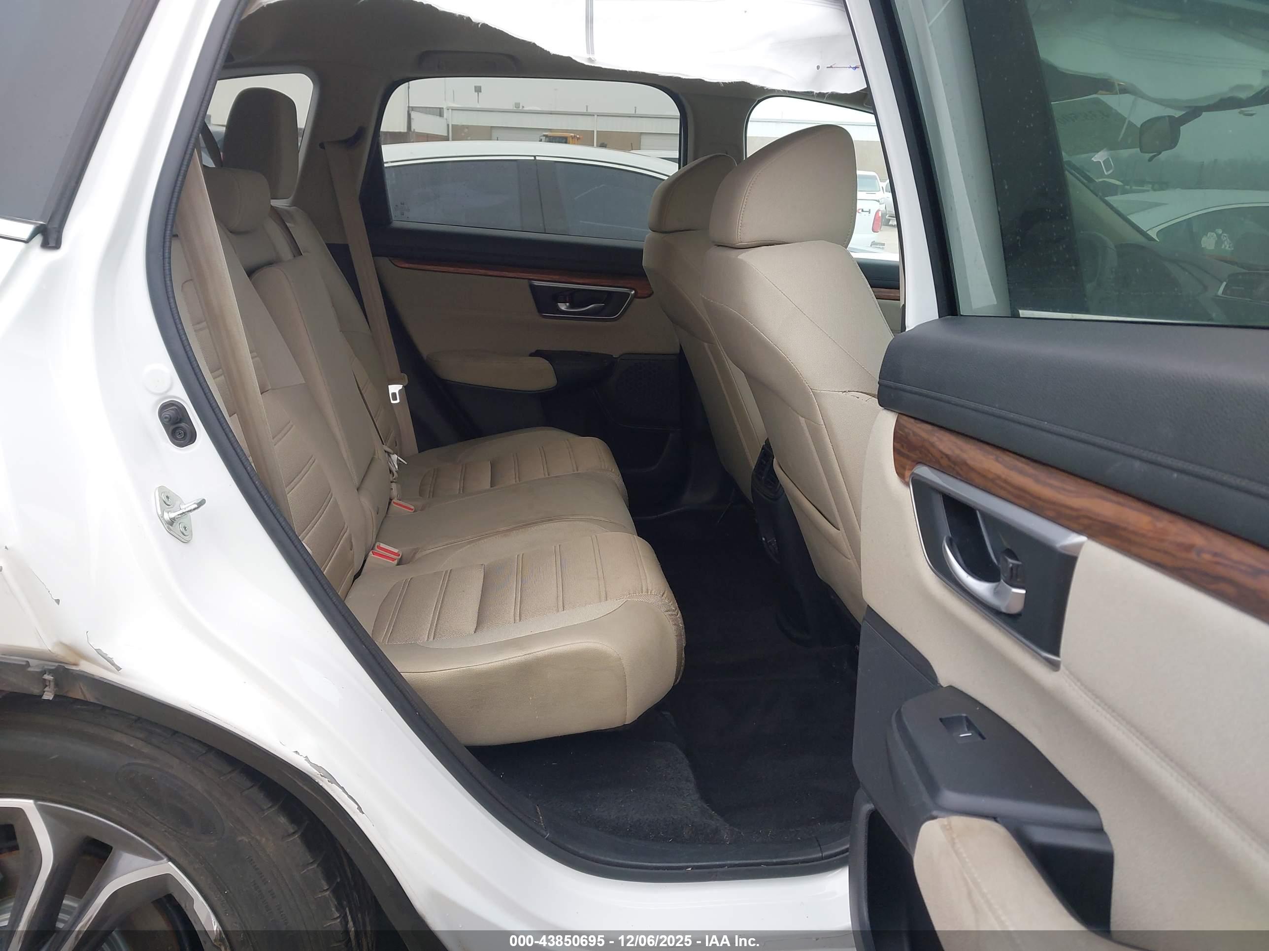 HONDA CR-V image 8