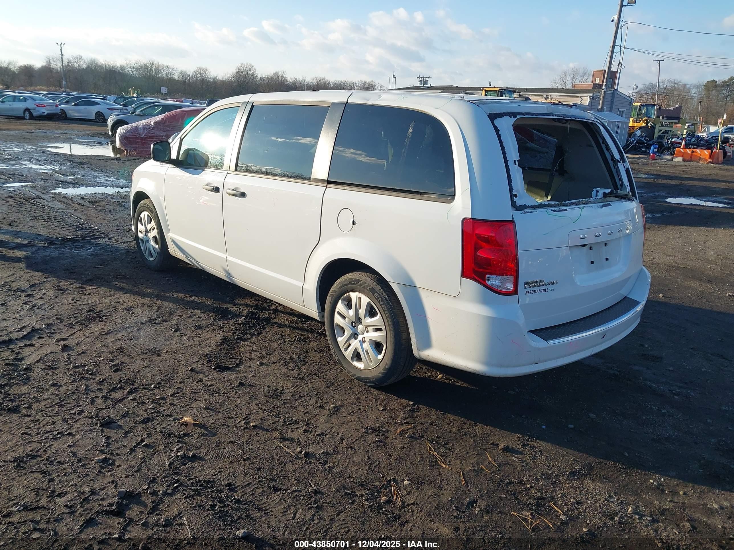 DODGE GRAND image 3