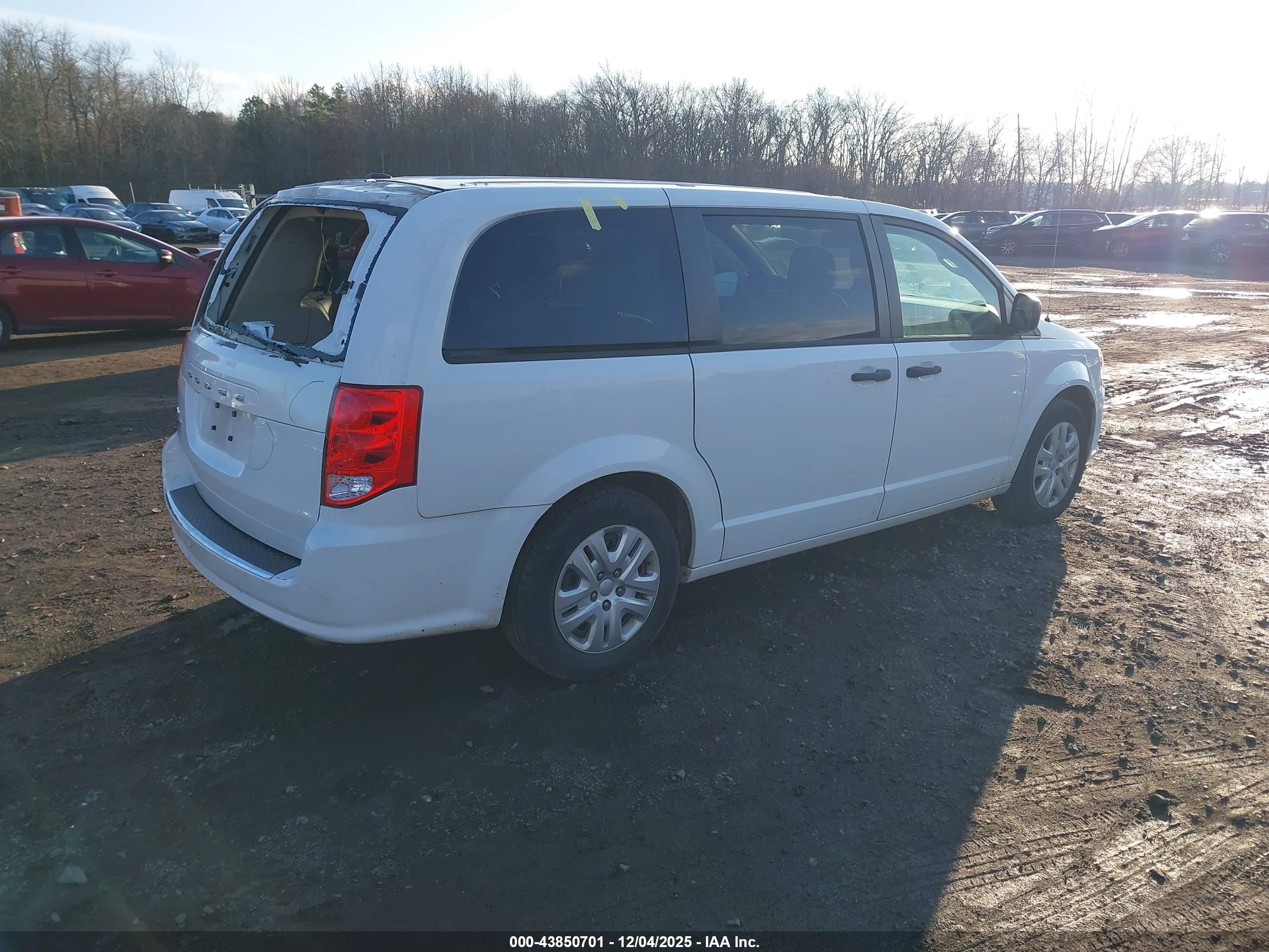 DODGE GRAND image 4