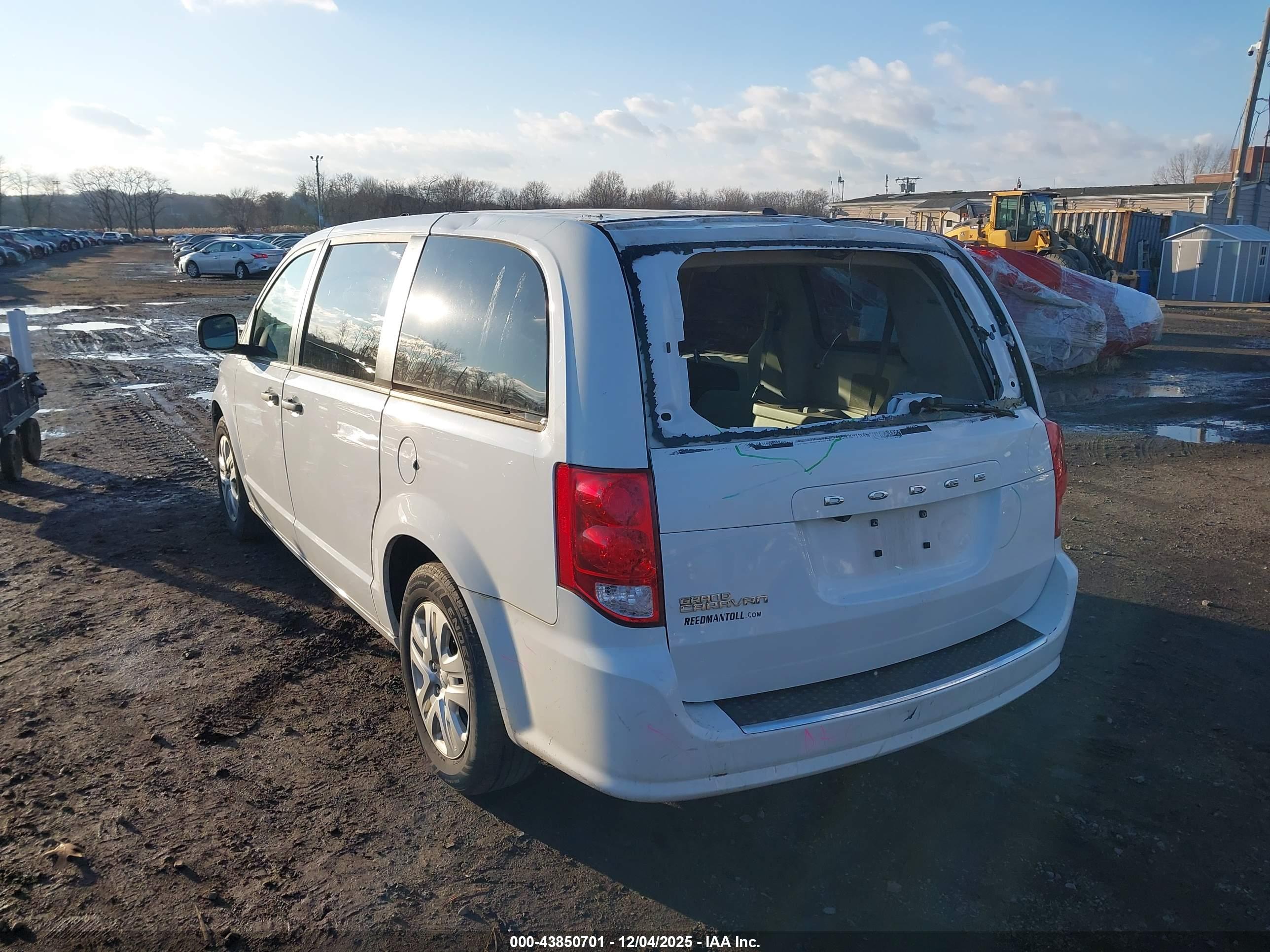 DODGE GRAND image 6