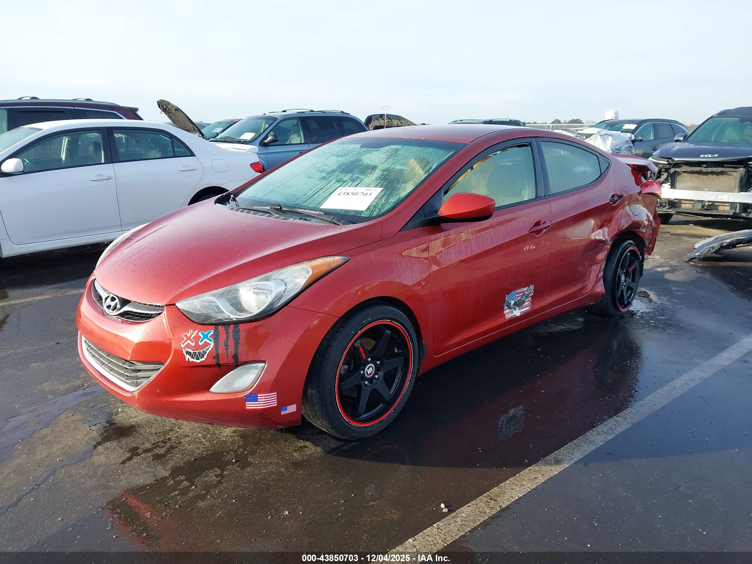 HYUNDAI ELANTRA image 2
