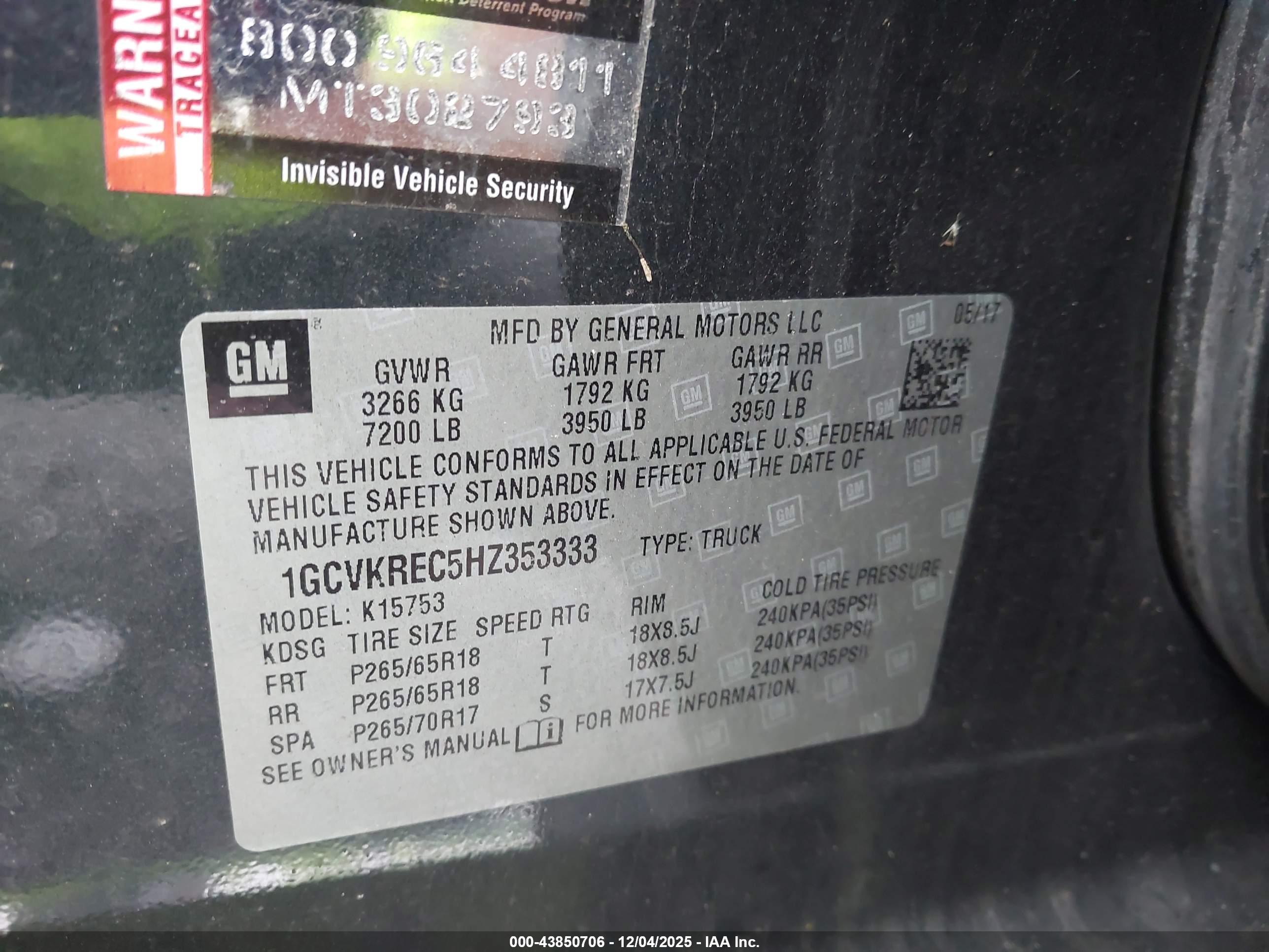 CHEVROLET SILVERADO image 9