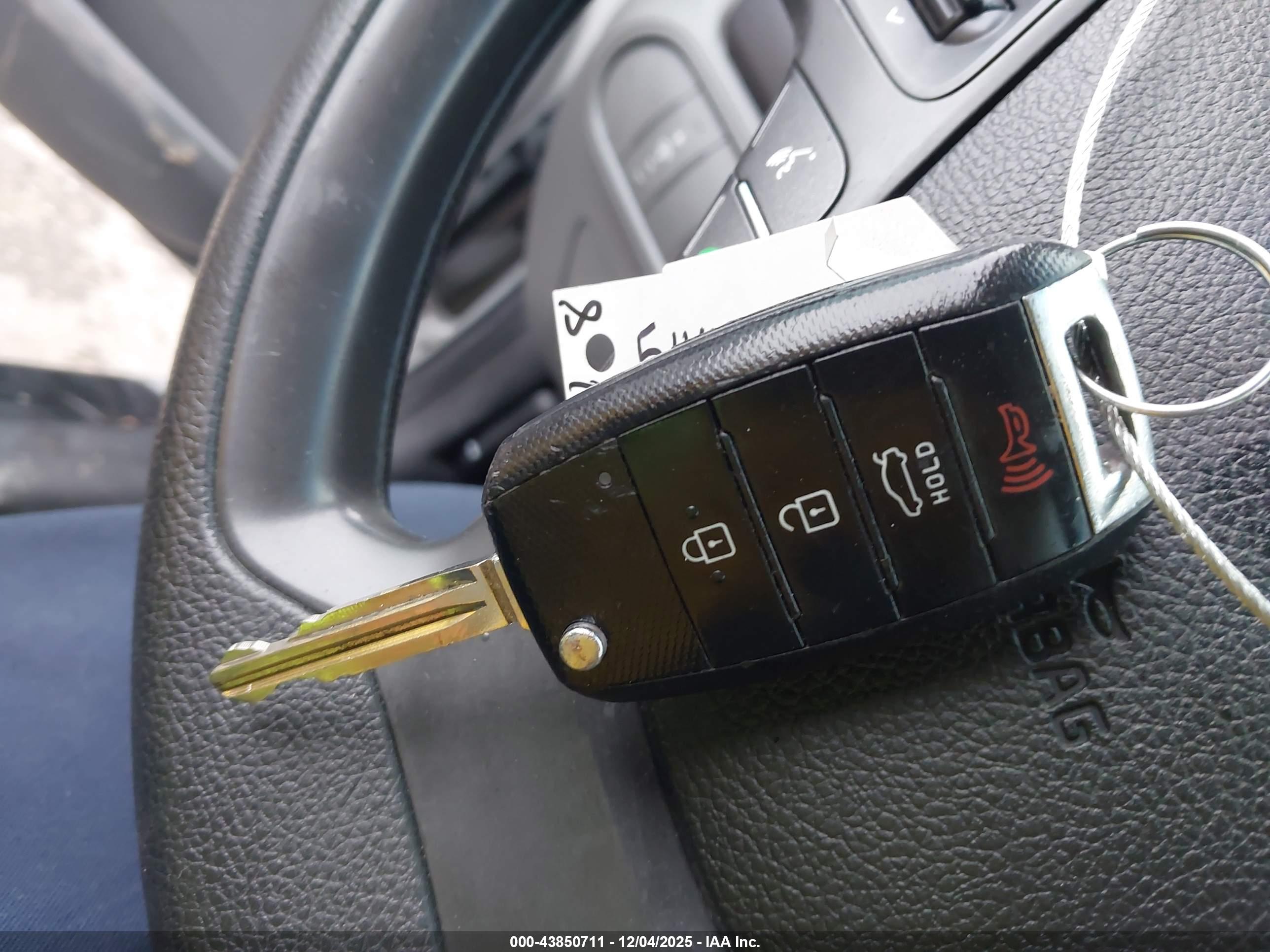 KIA FORTE image 11