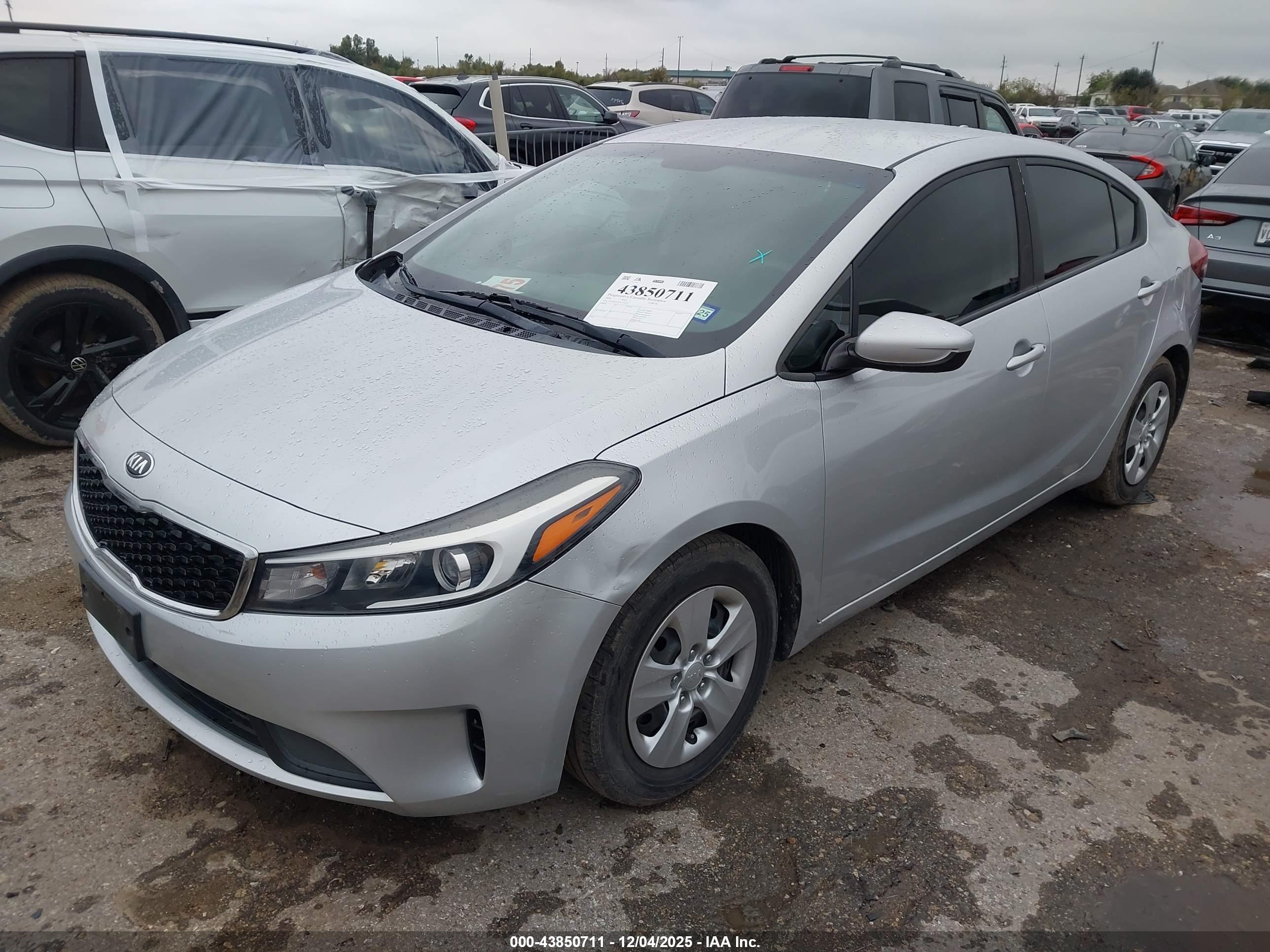 KIA FORTE image 2