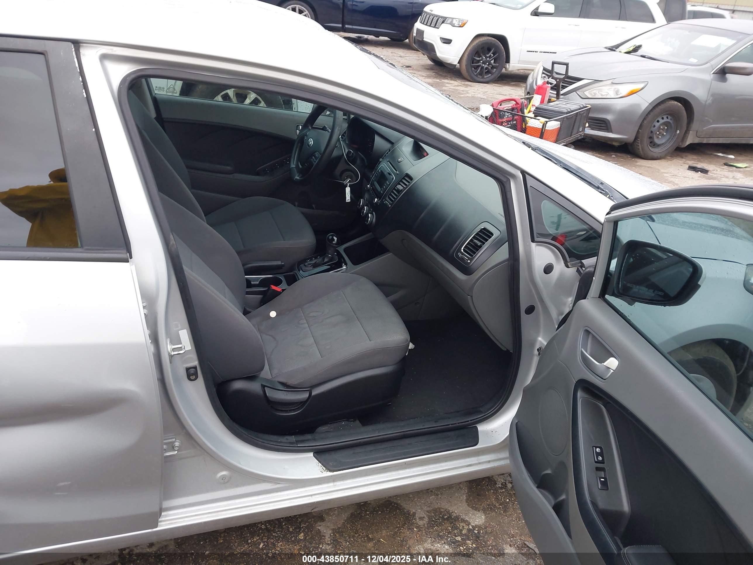 KIA FORTE image 5