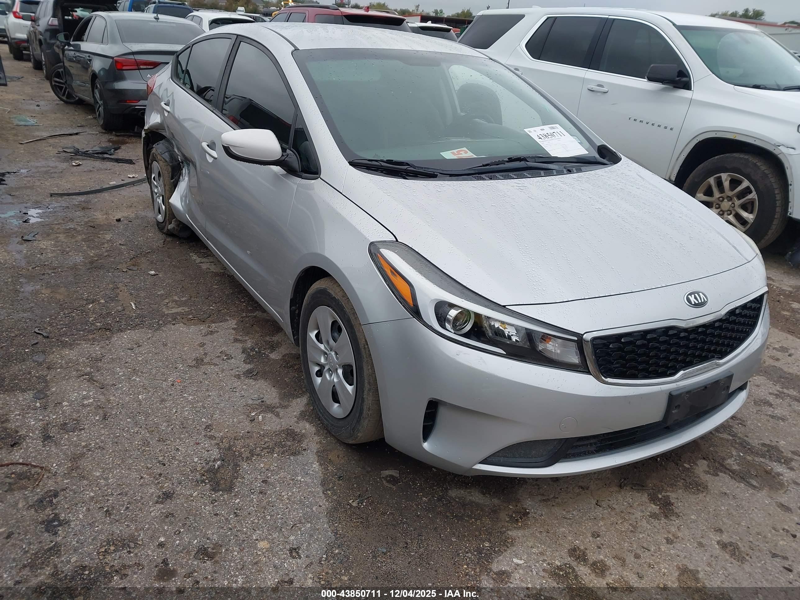 KIA FORTE image 6