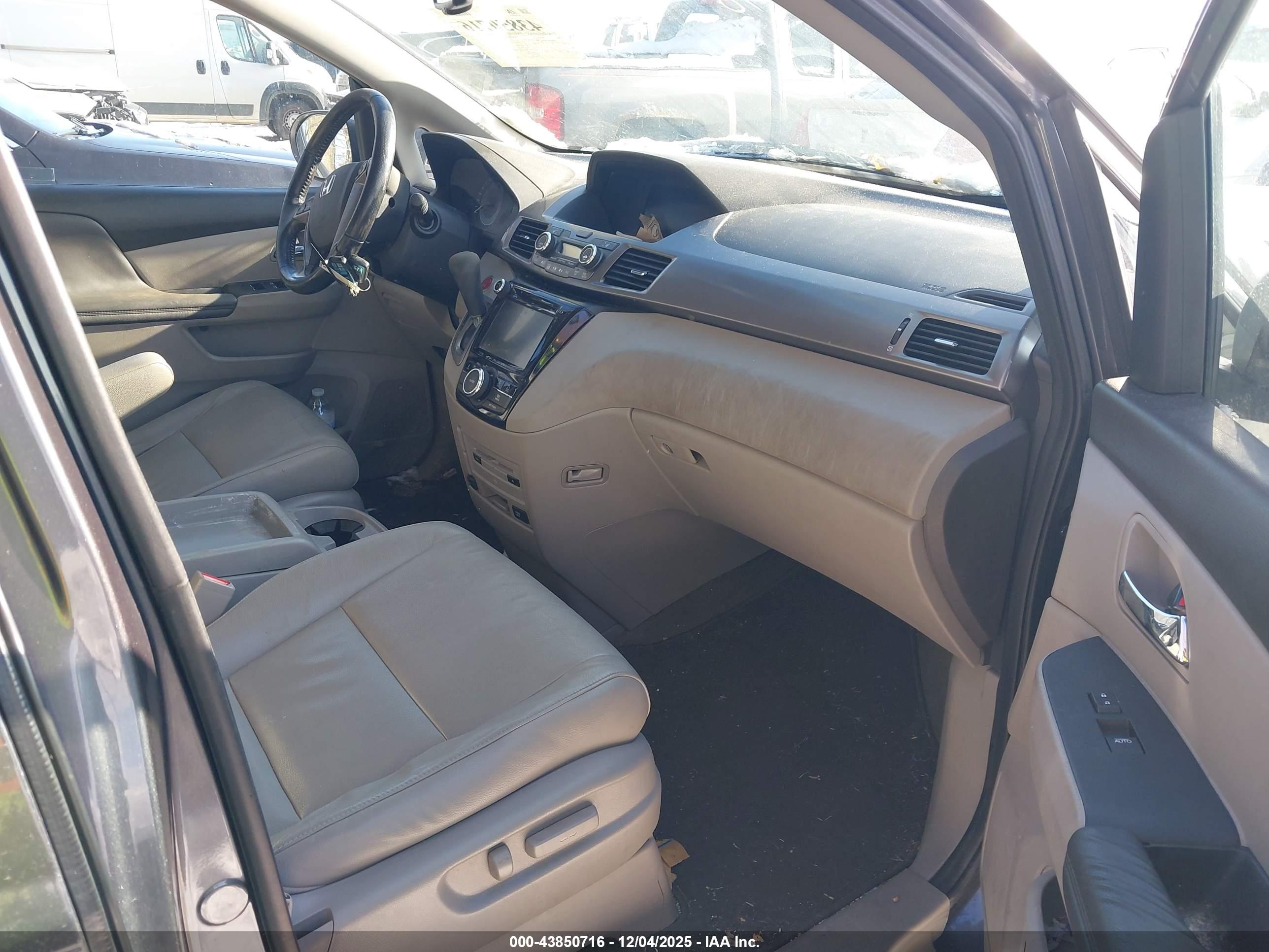HONDA ODYSSEY image 5
