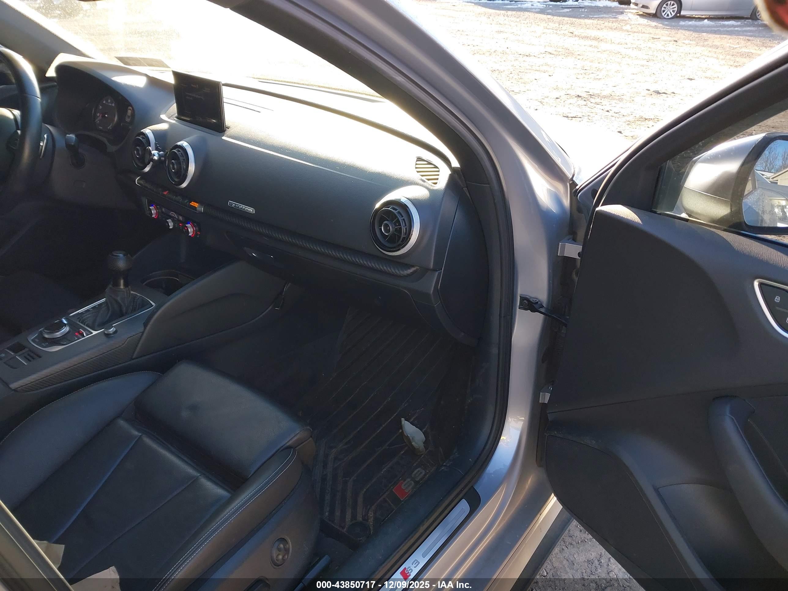 AUDI S3 image 5