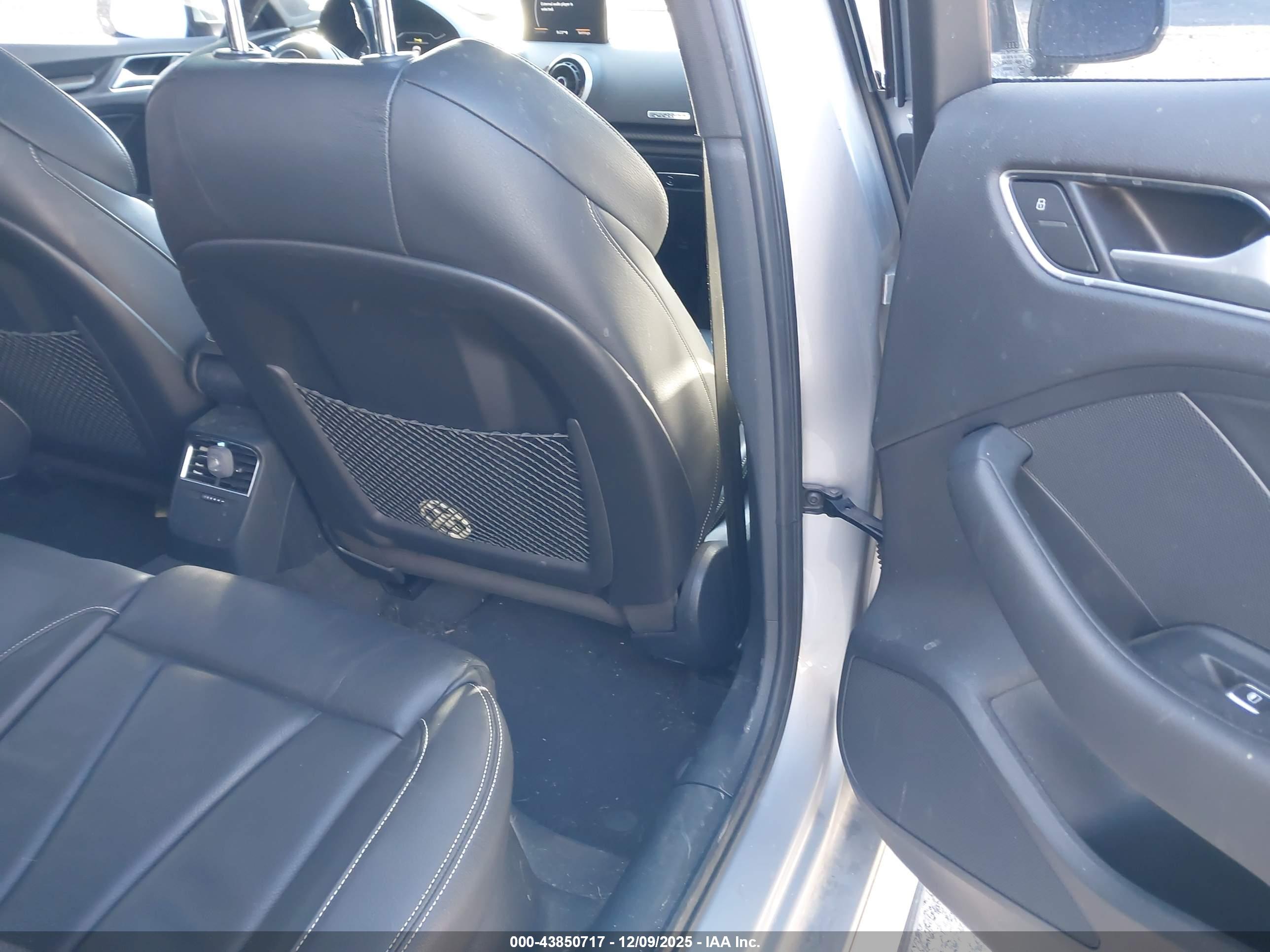 AUDI S3 image 8