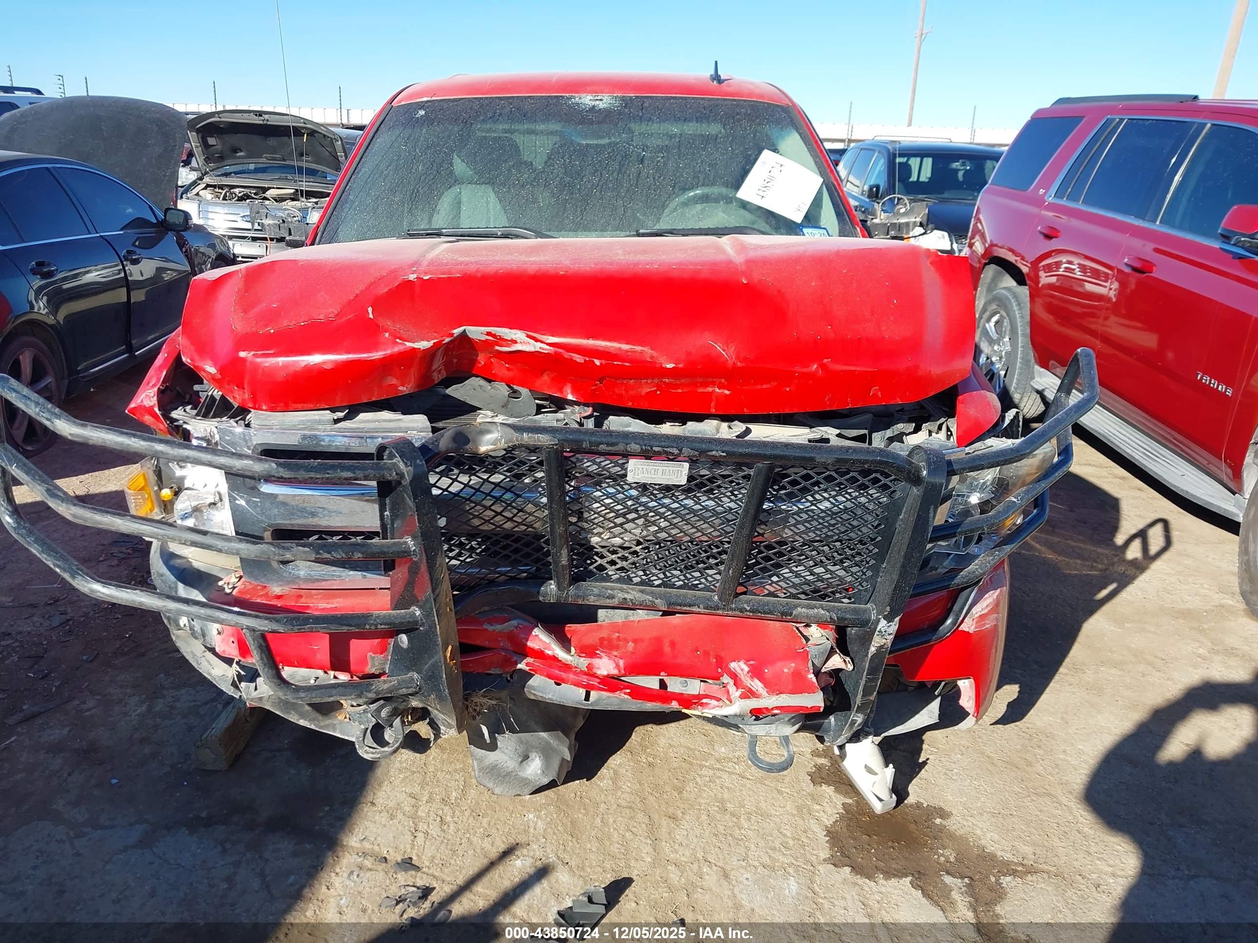 CHEVROLET SILVERADO image 6