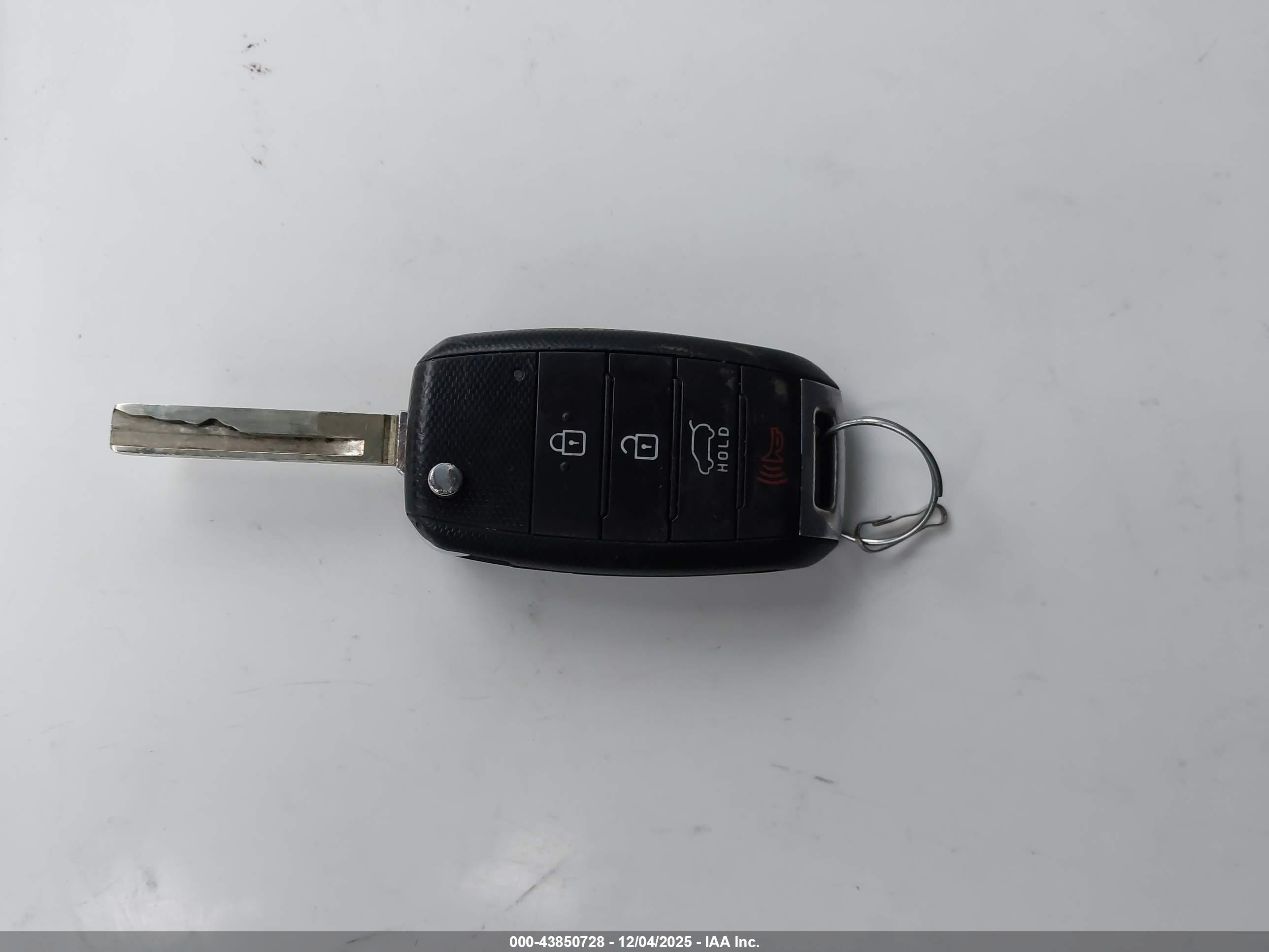 KIA SORENTO image 11