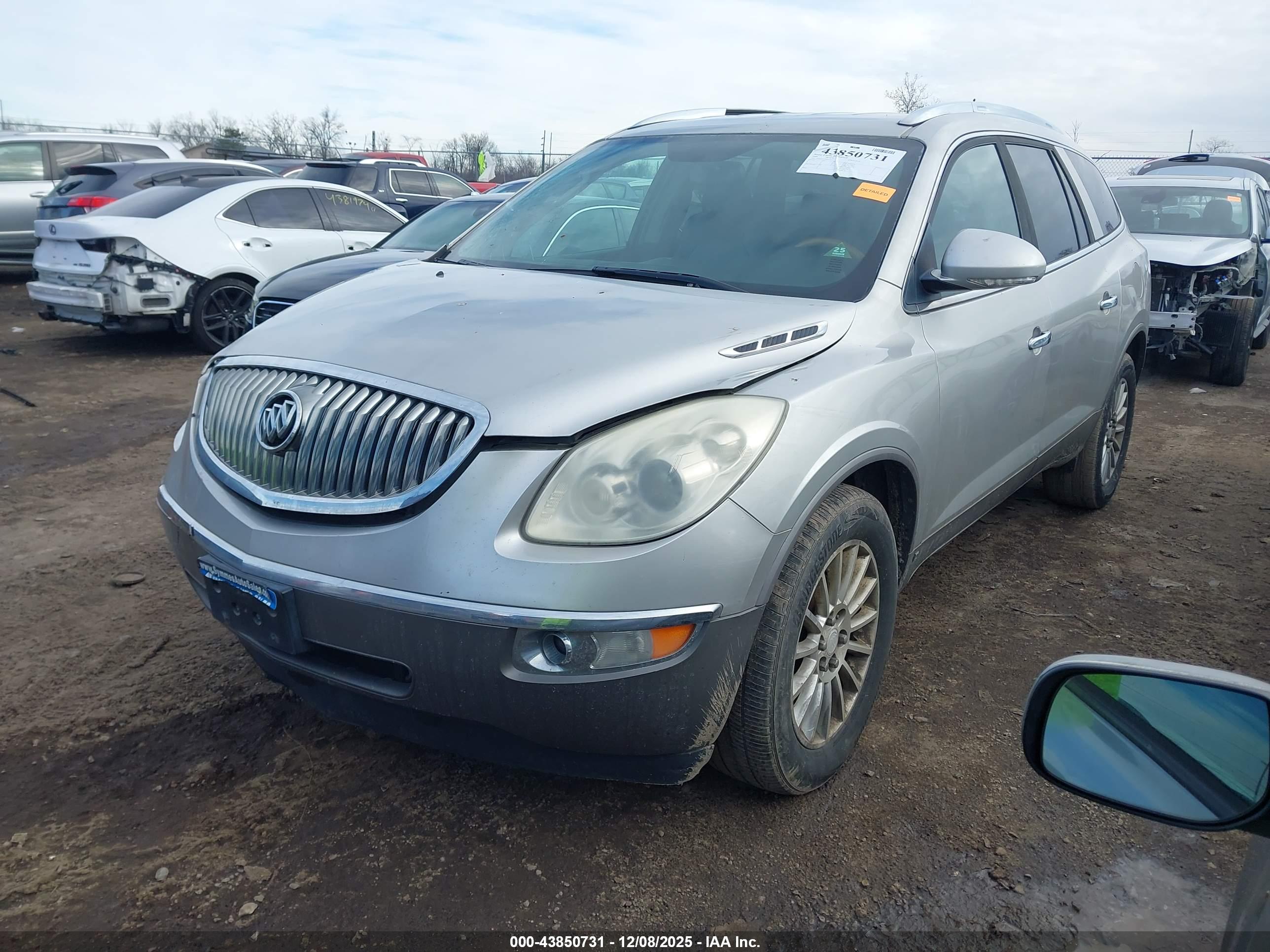 BUICK ENCLAVE image 2