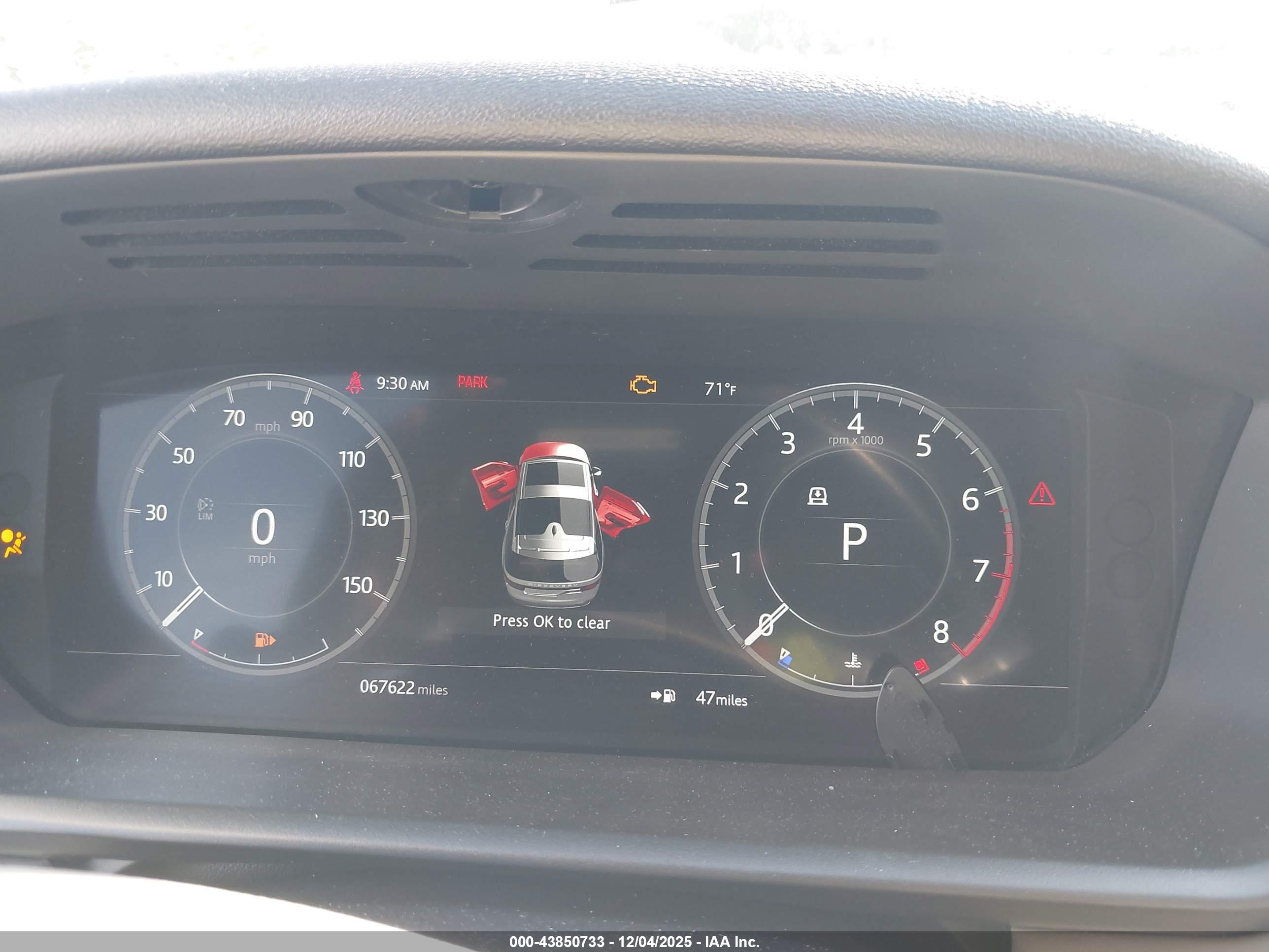 LAND ROVER image 7