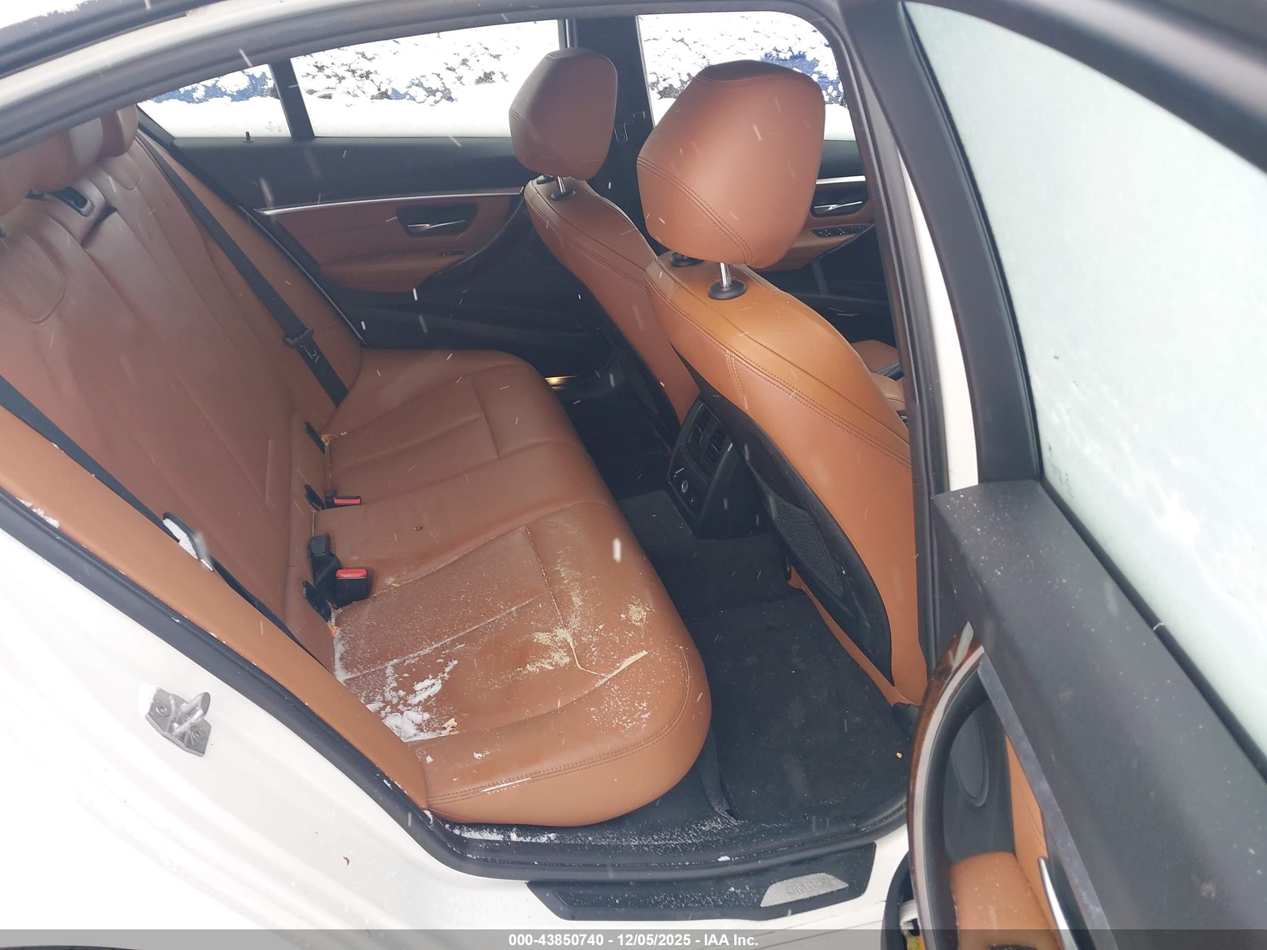 BMW 328I image 8
