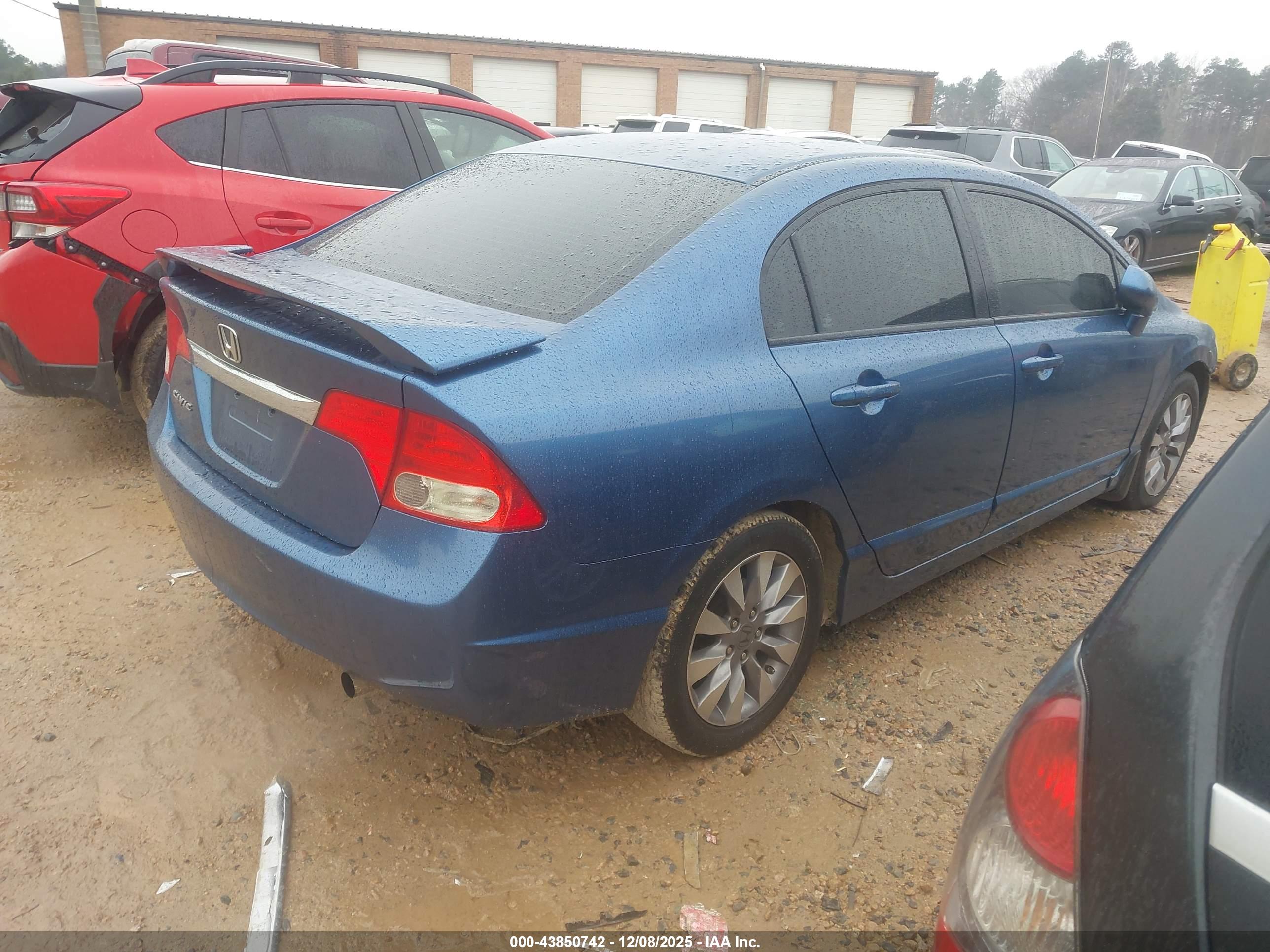 HONDA CIVIC image 4