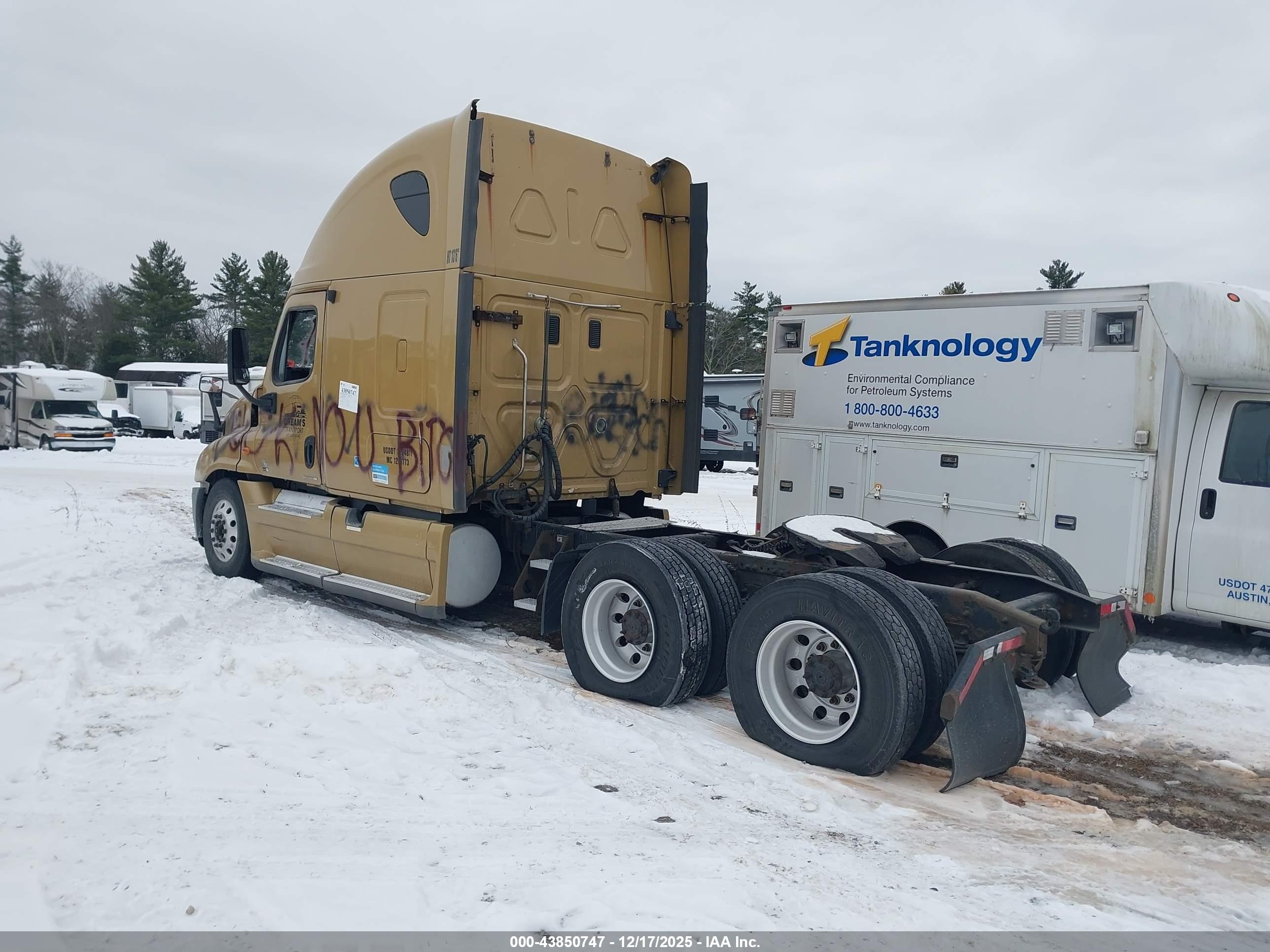 FREIGHTLINER CASCADIA image 3