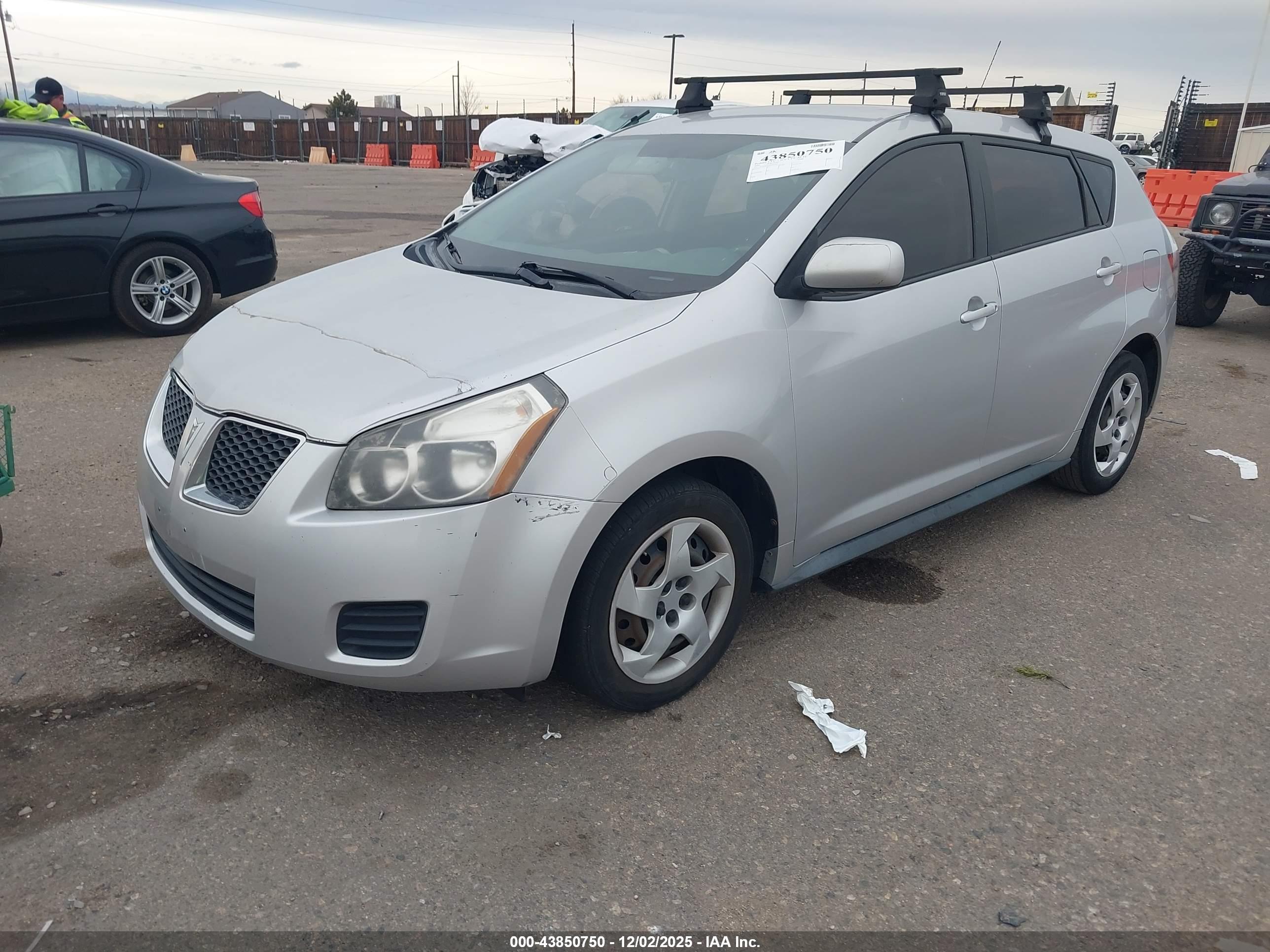 PONTIAC VIBE image 2