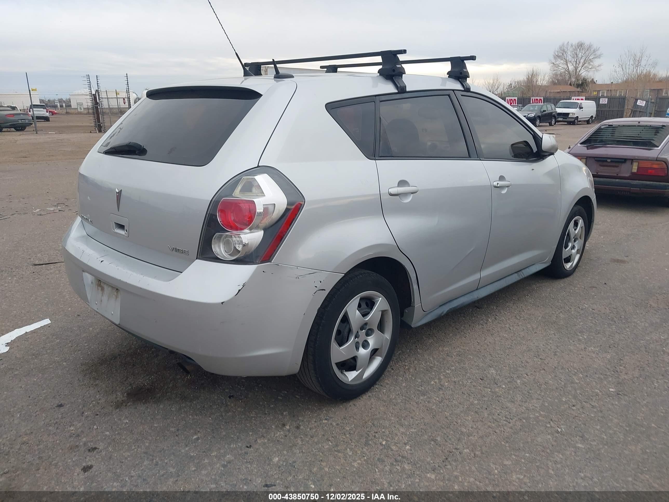 PONTIAC VIBE image 4