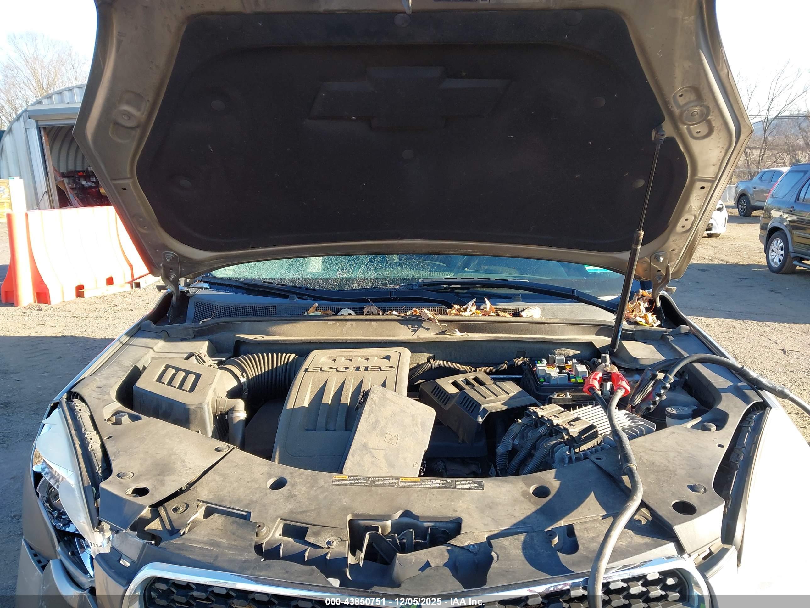 CHEVROLET EQUINOX image 10