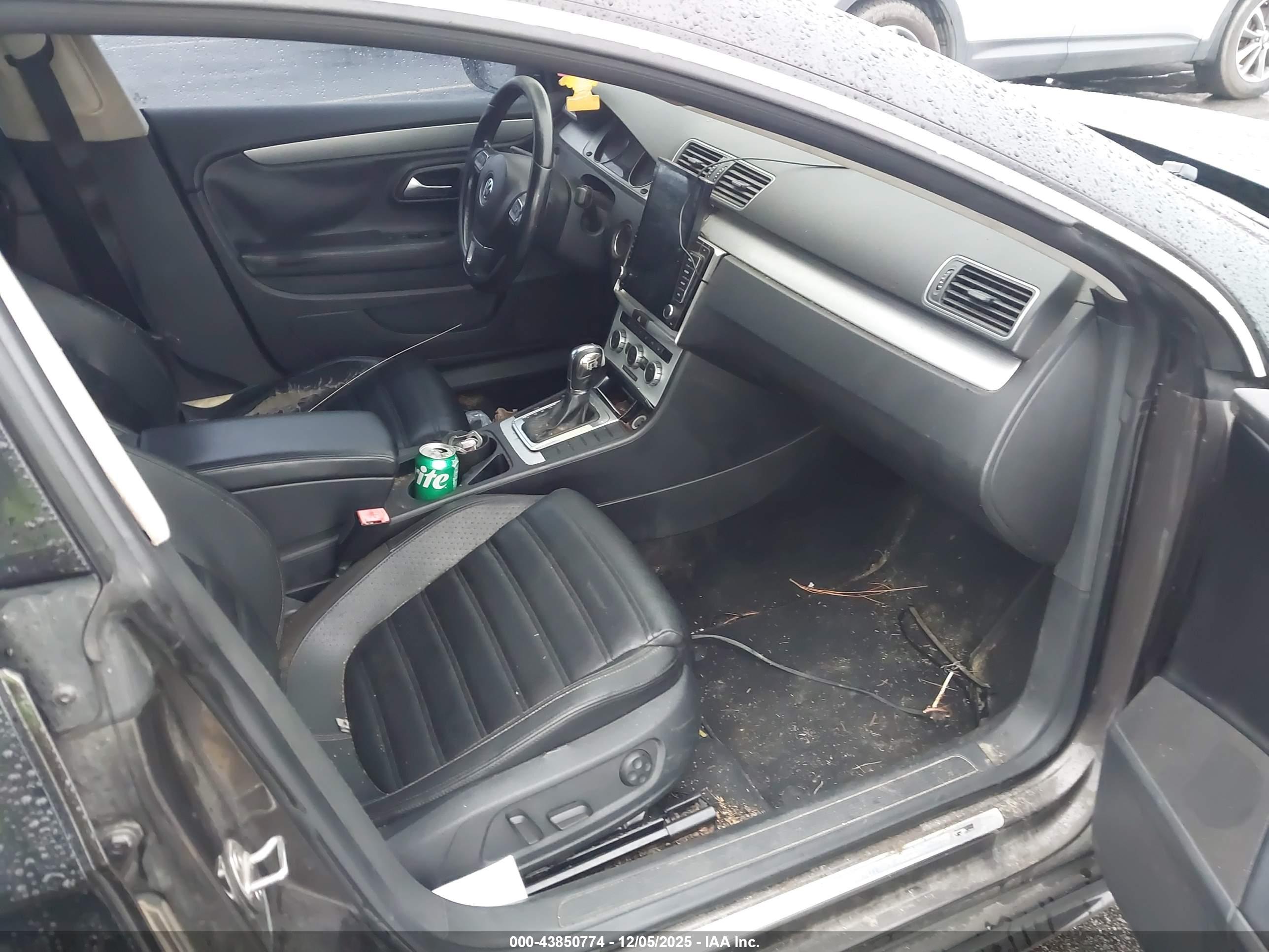 VOLKSWAGEN CC image 5