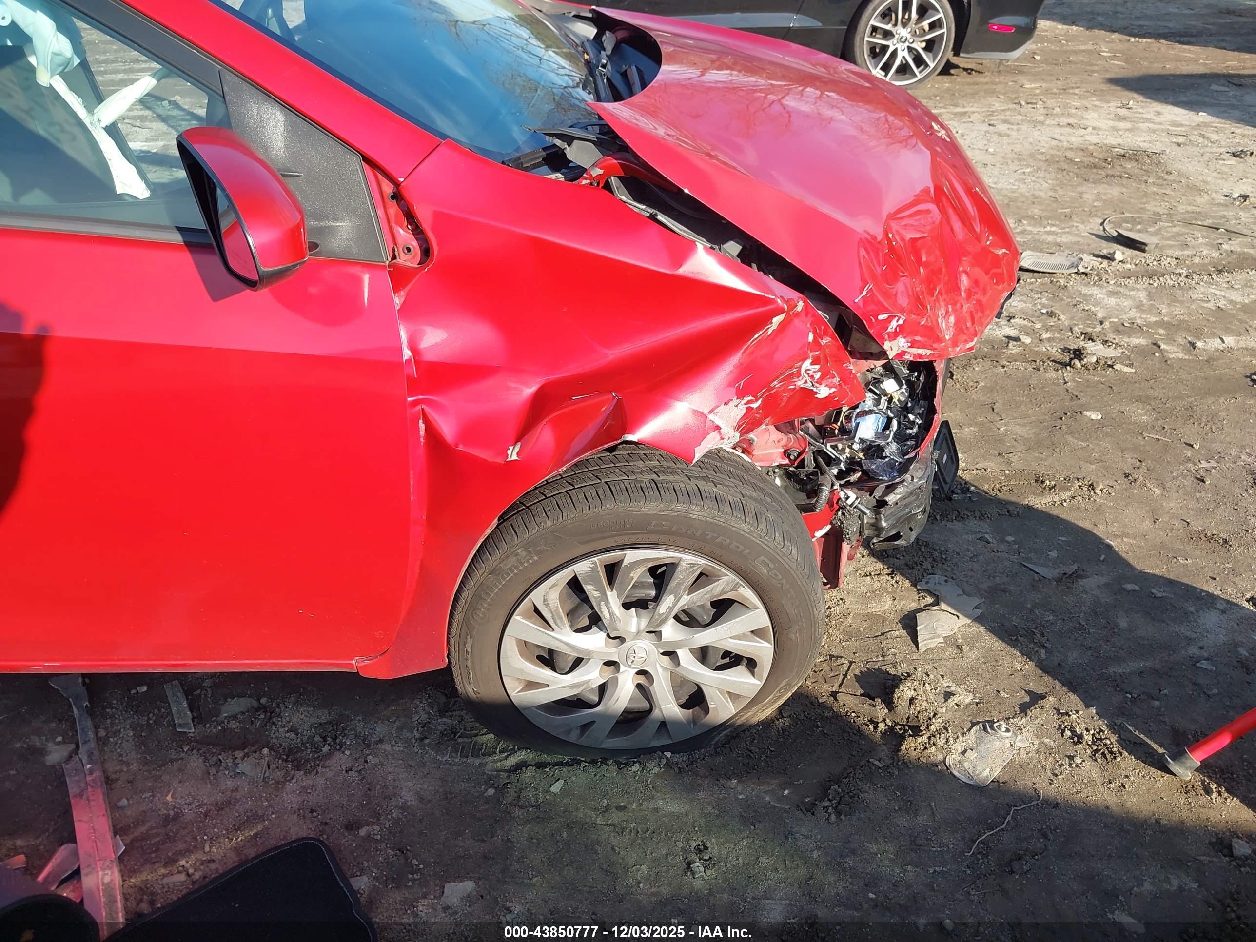 TOYOTA COROLLA image 6