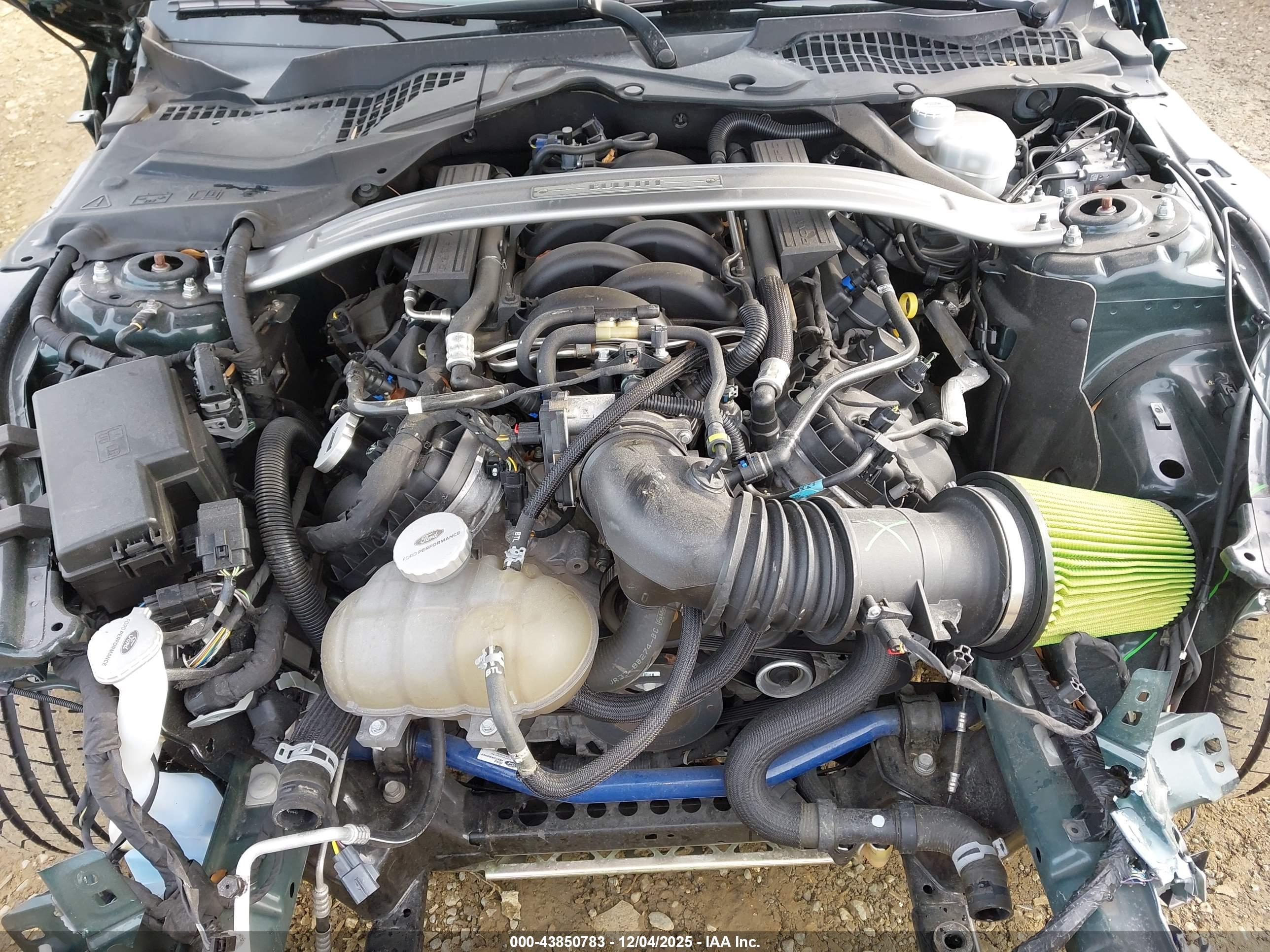 FORD MUSTANG image 10