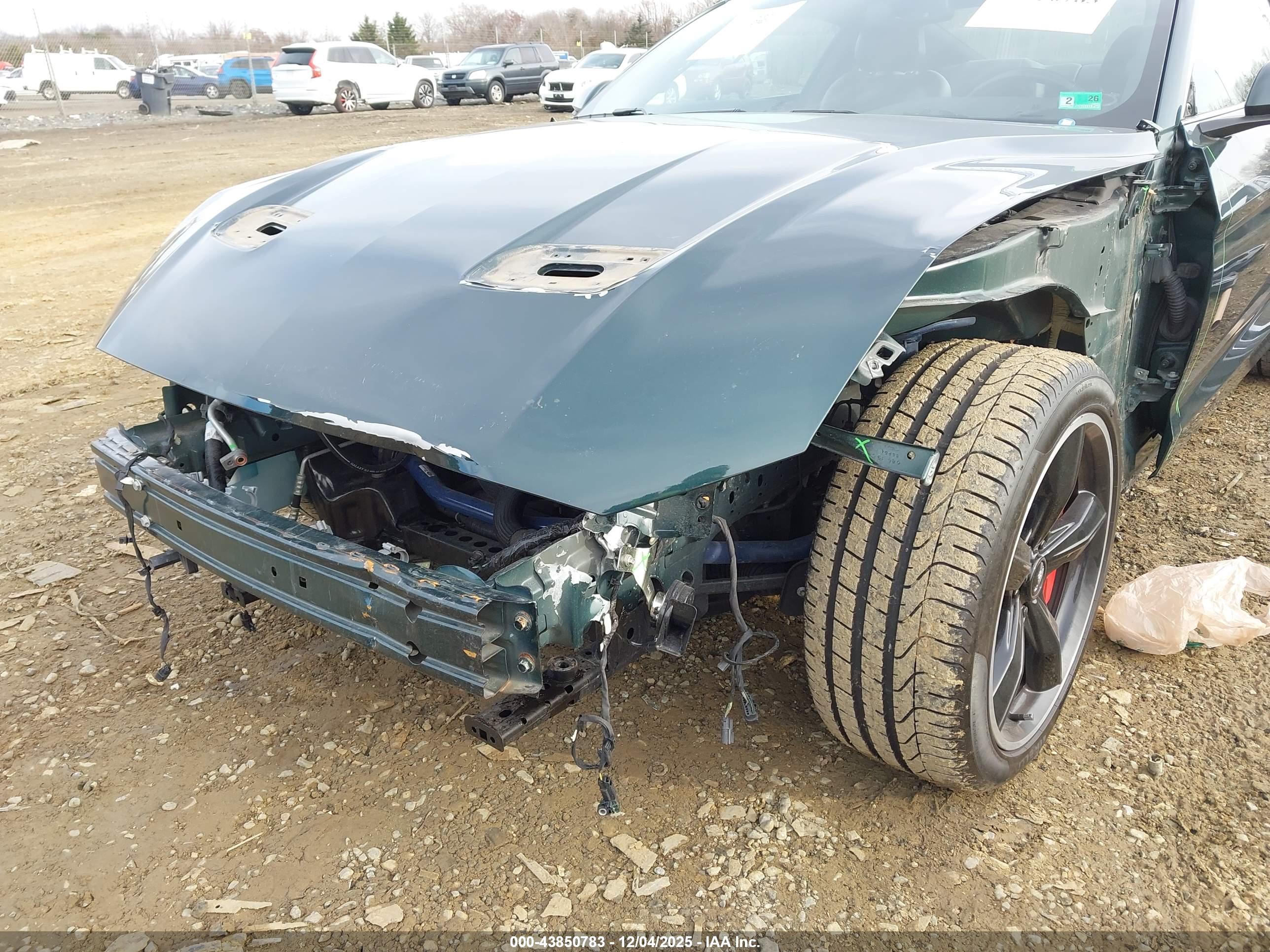 FORD MUSTANG image 6