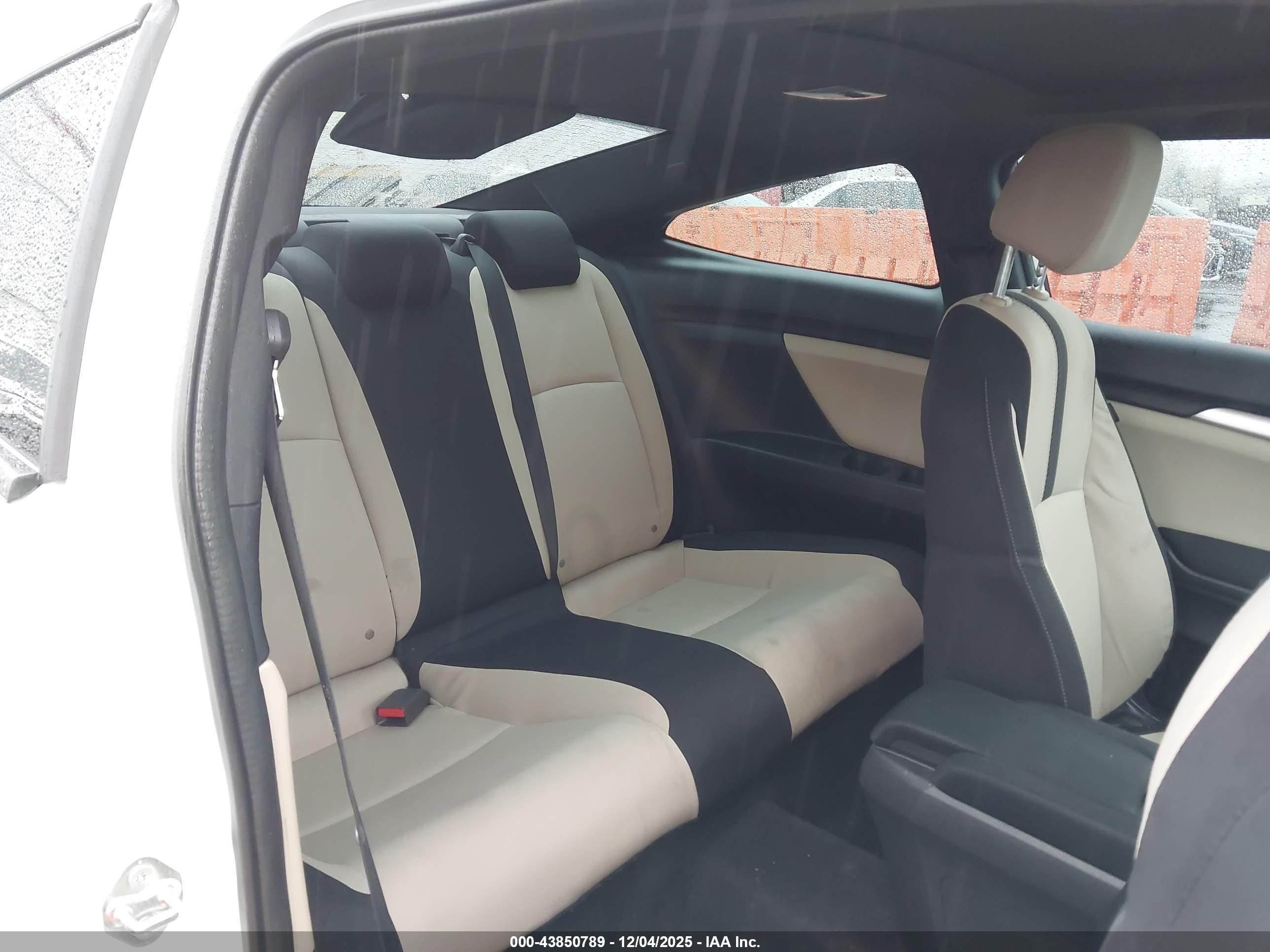 HONDA CIVIC image 8