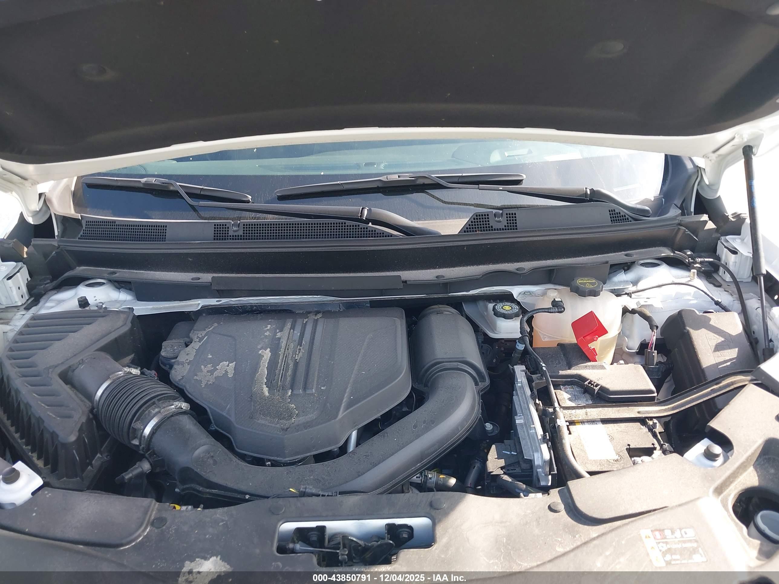 CHEVROLET TRAVERSE image 10