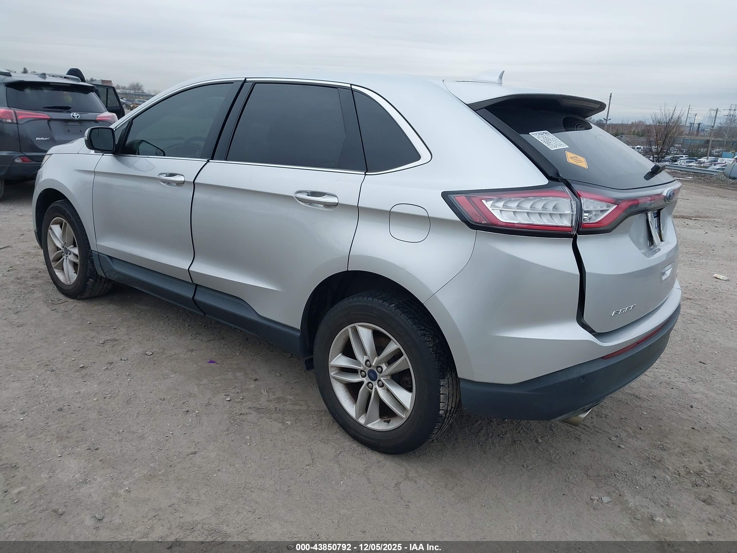 FORD EDGE image 3