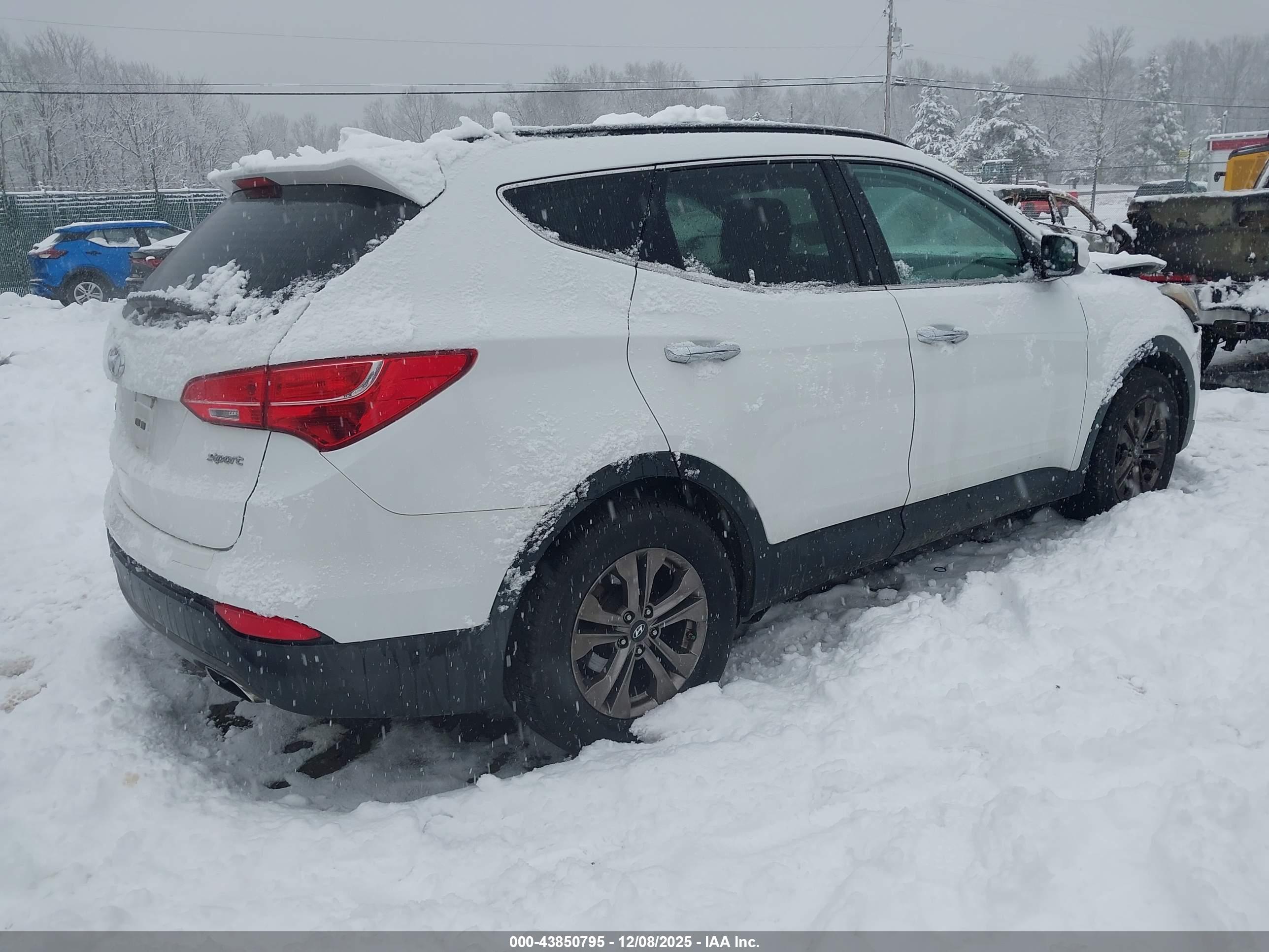HYUNDAI SANTA image 4
