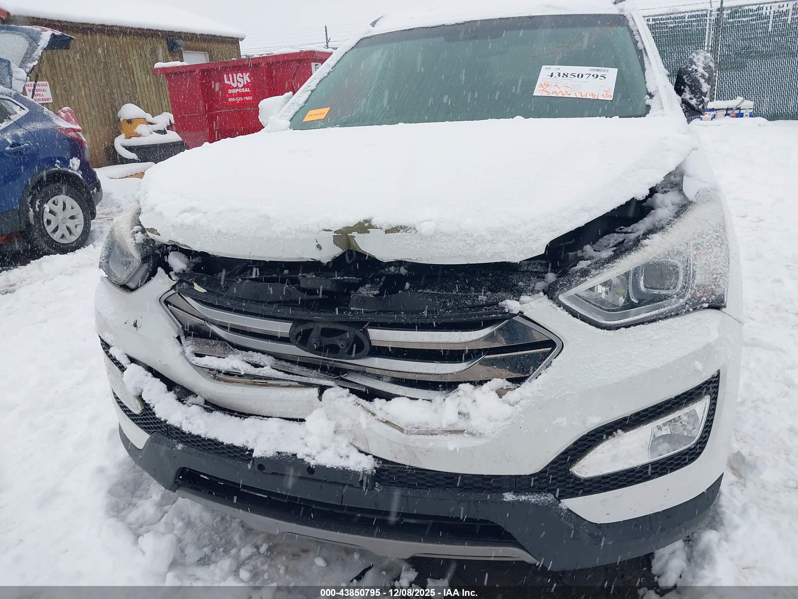HYUNDAI SANTA image 6