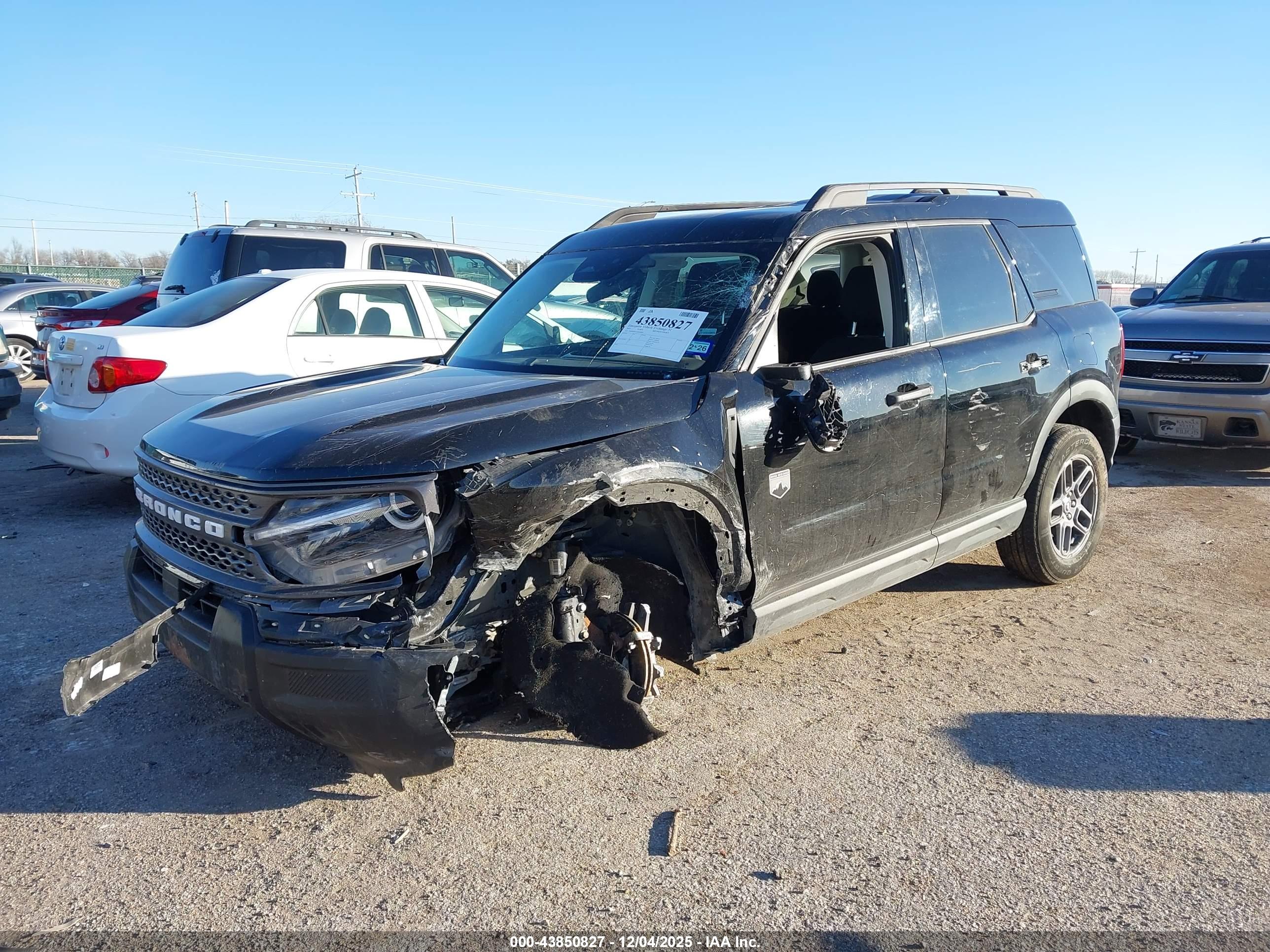 FORD BRONCO image 2
