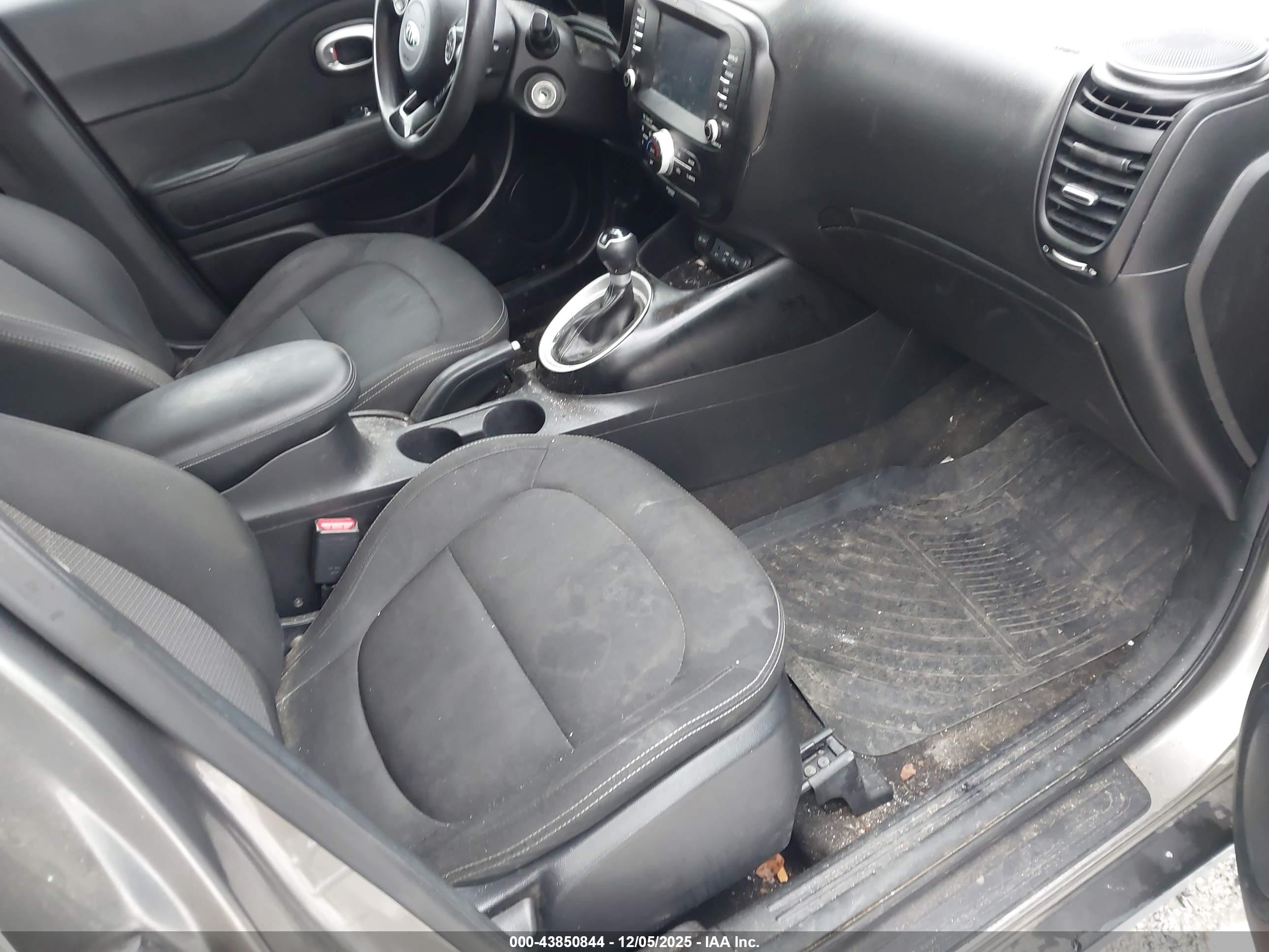 KIA SOUL image 5