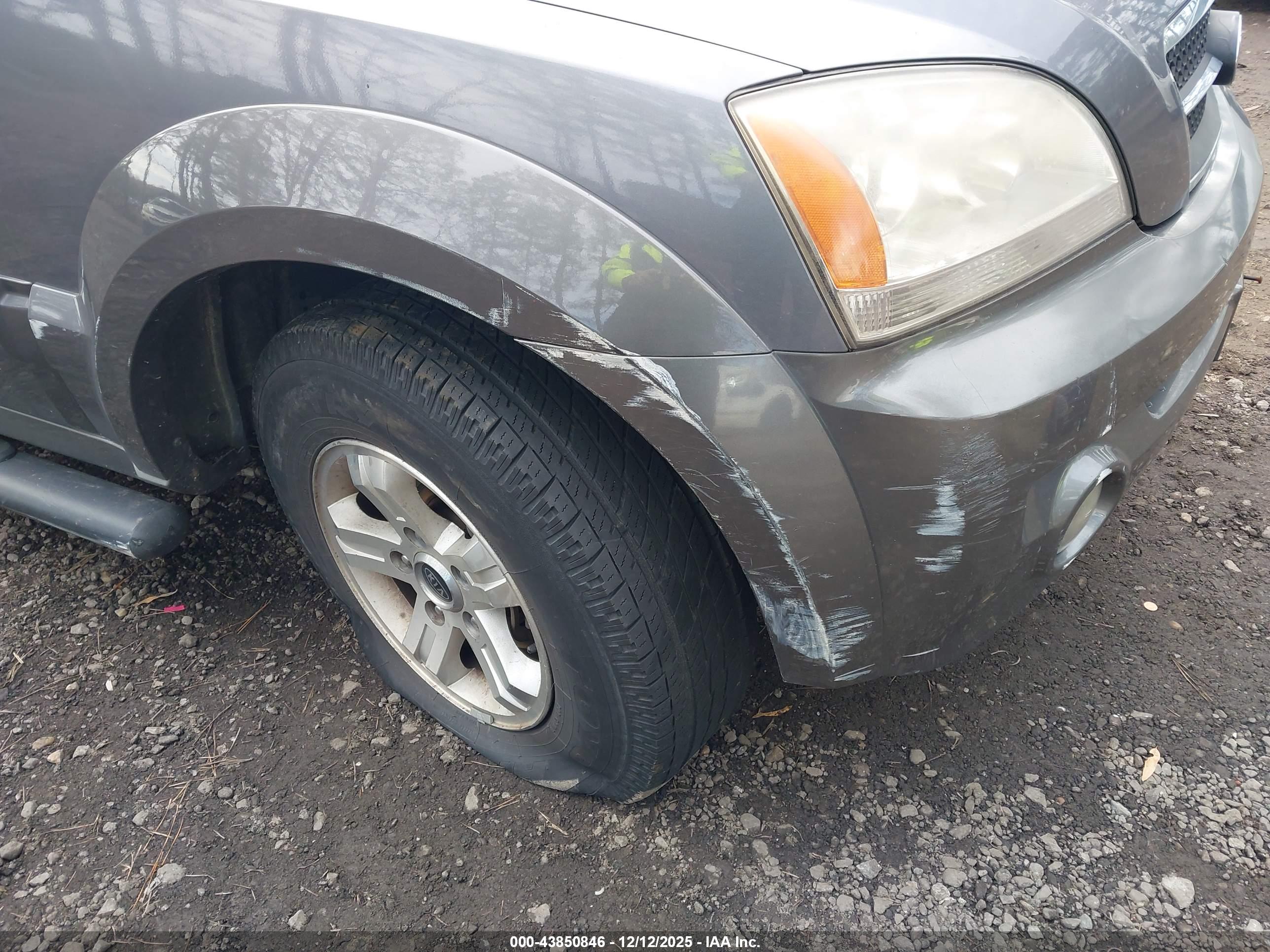 KIA SORENTO image 6