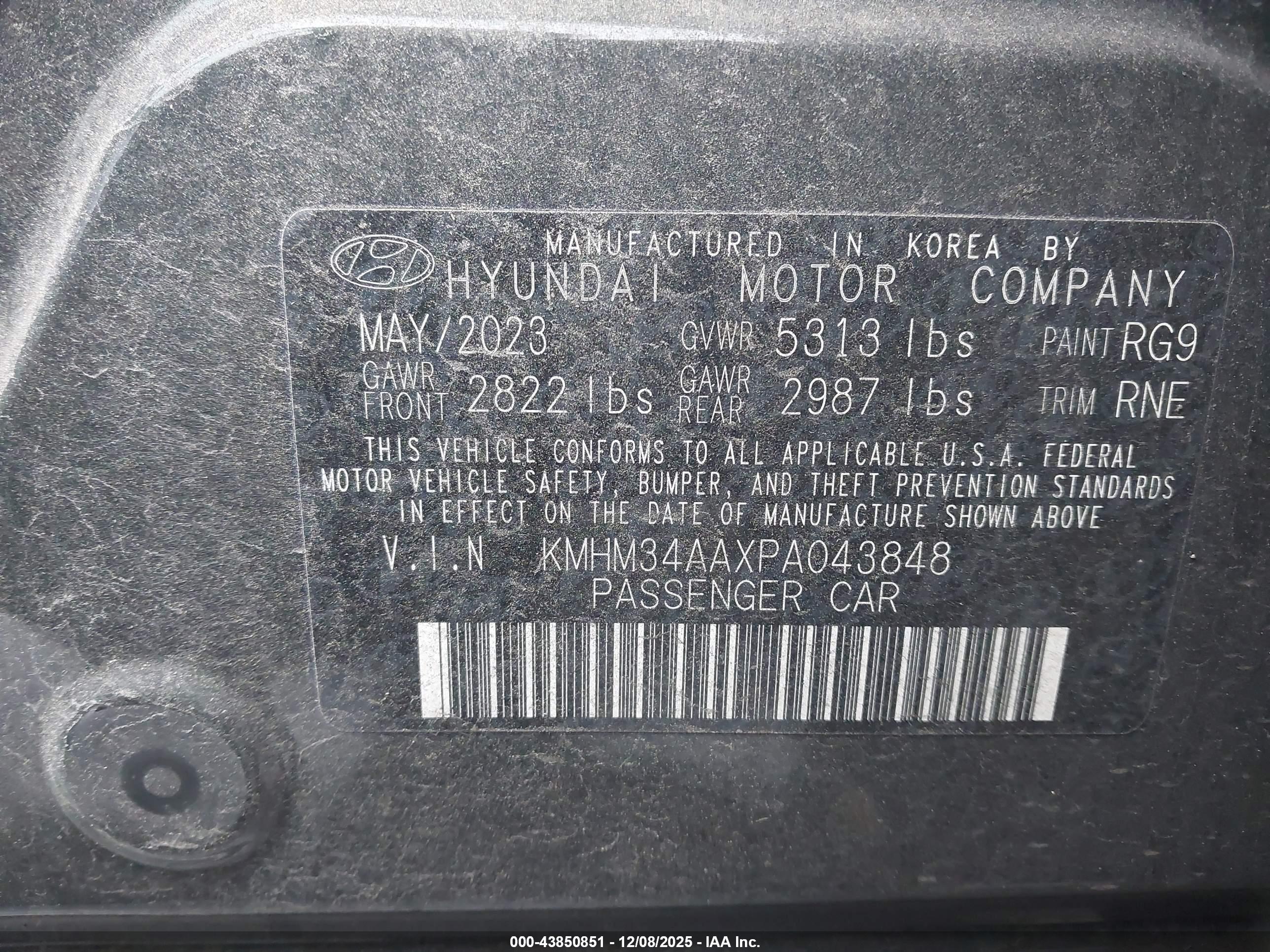 HYUNDAI IONIQ image 9