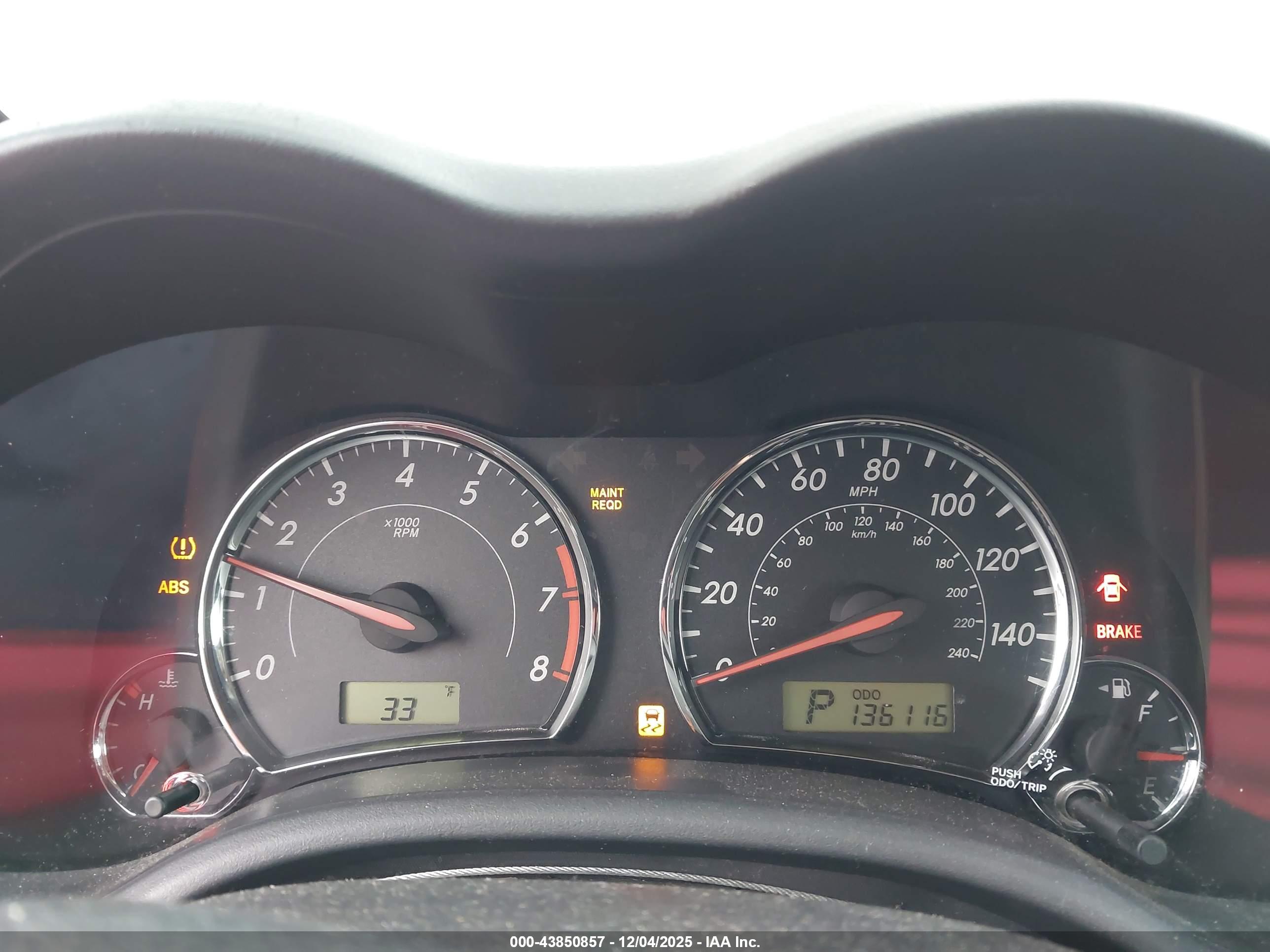TOYOTA COROLLA image 7