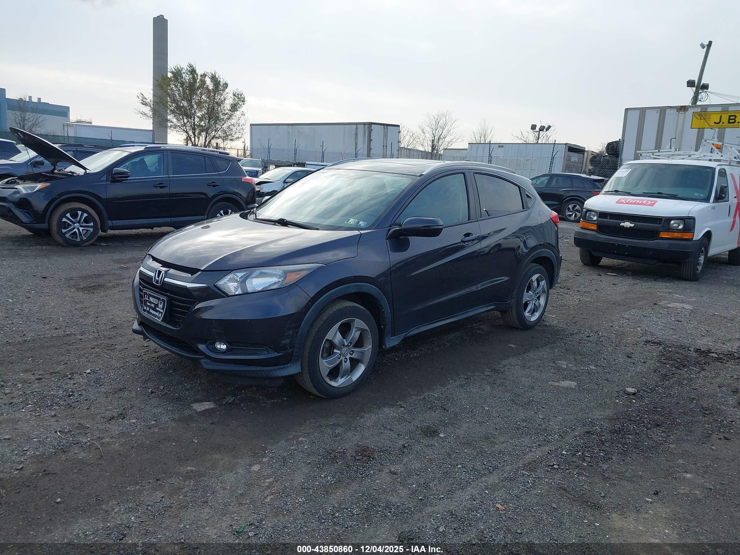 HONDA HR-V image 2