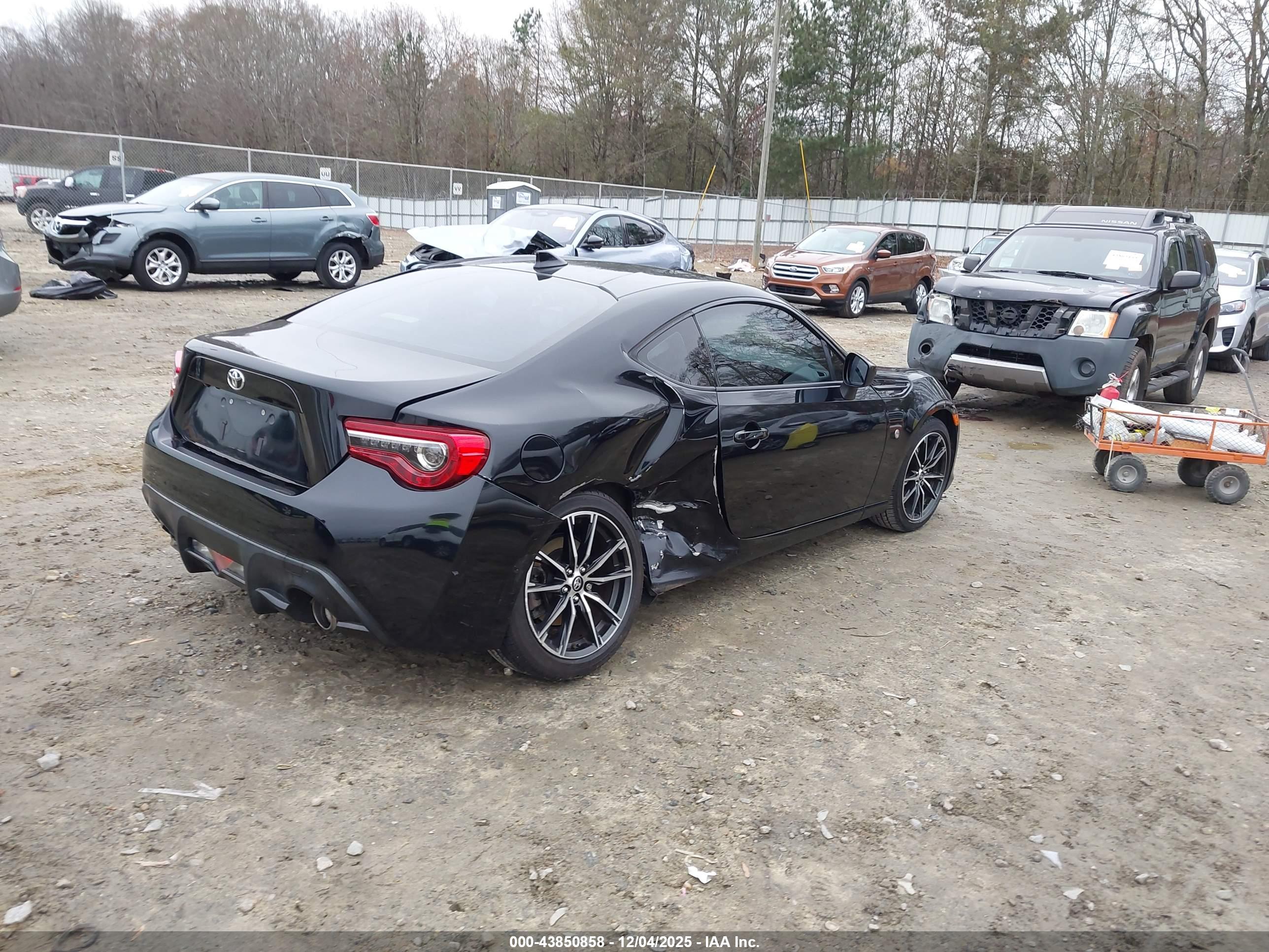 TOYOTA 86 image 4