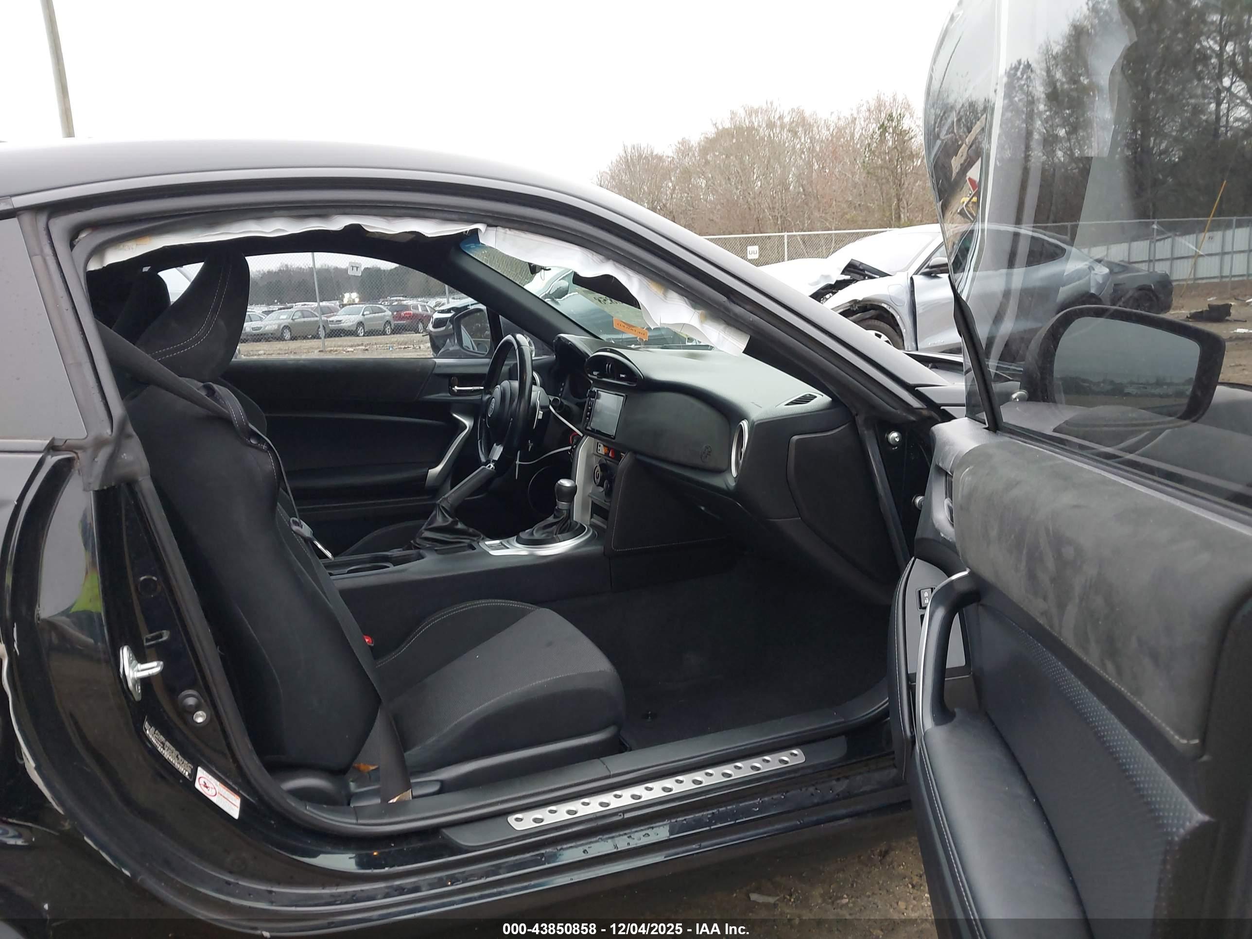 TOYOTA 86 image 5