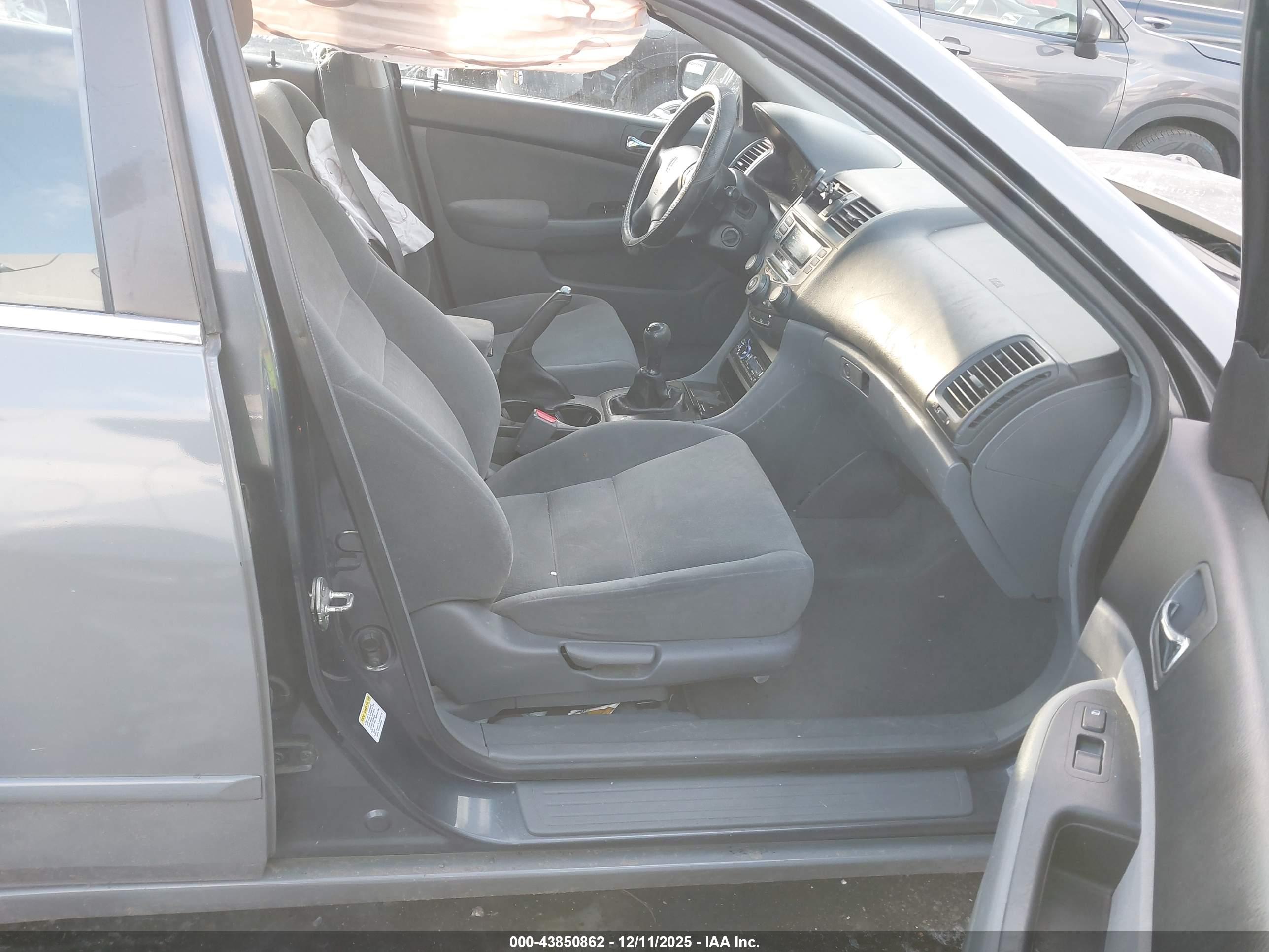 HONDA ACCORD image 5