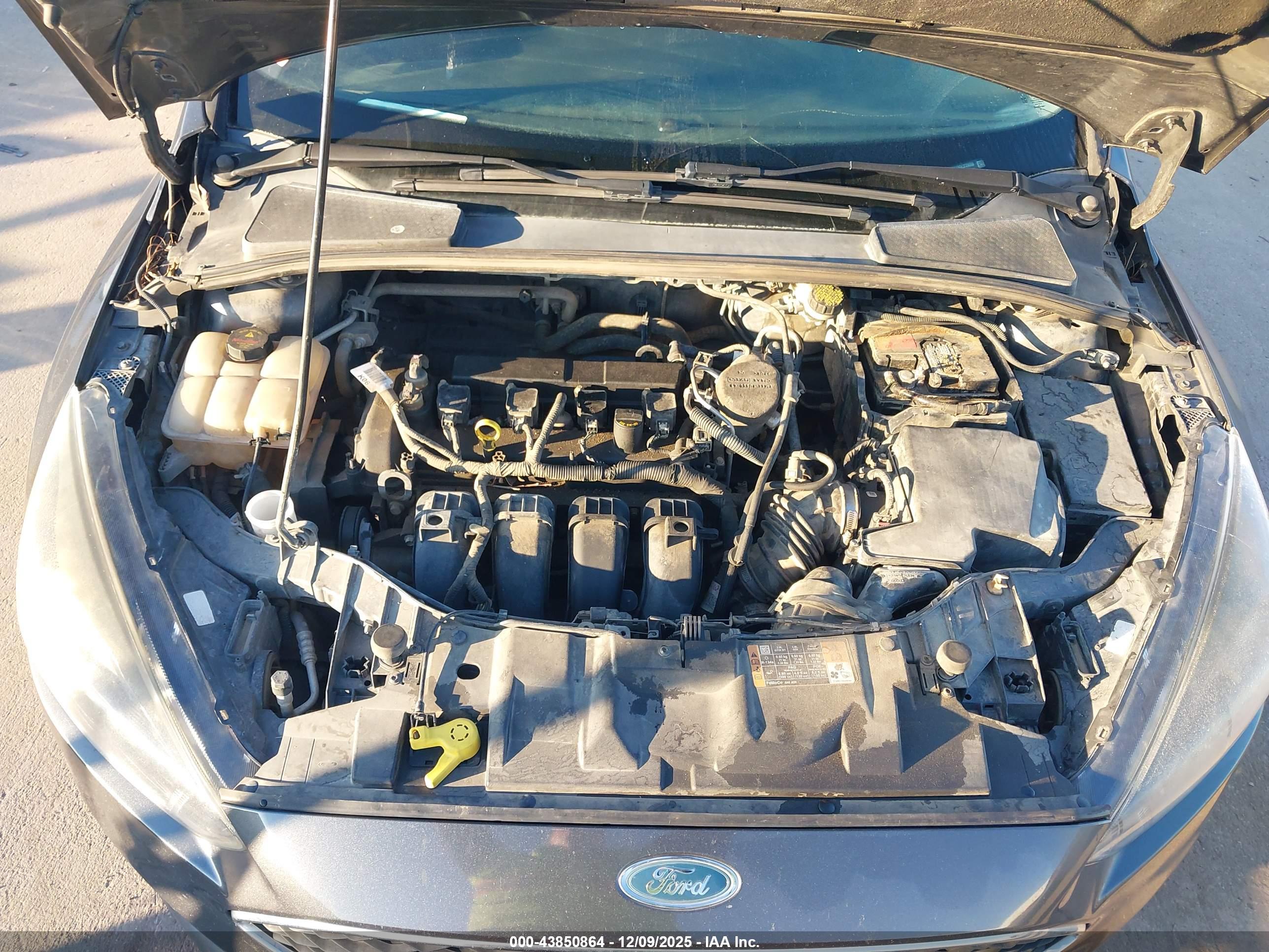 FORD FOCUS image 10
