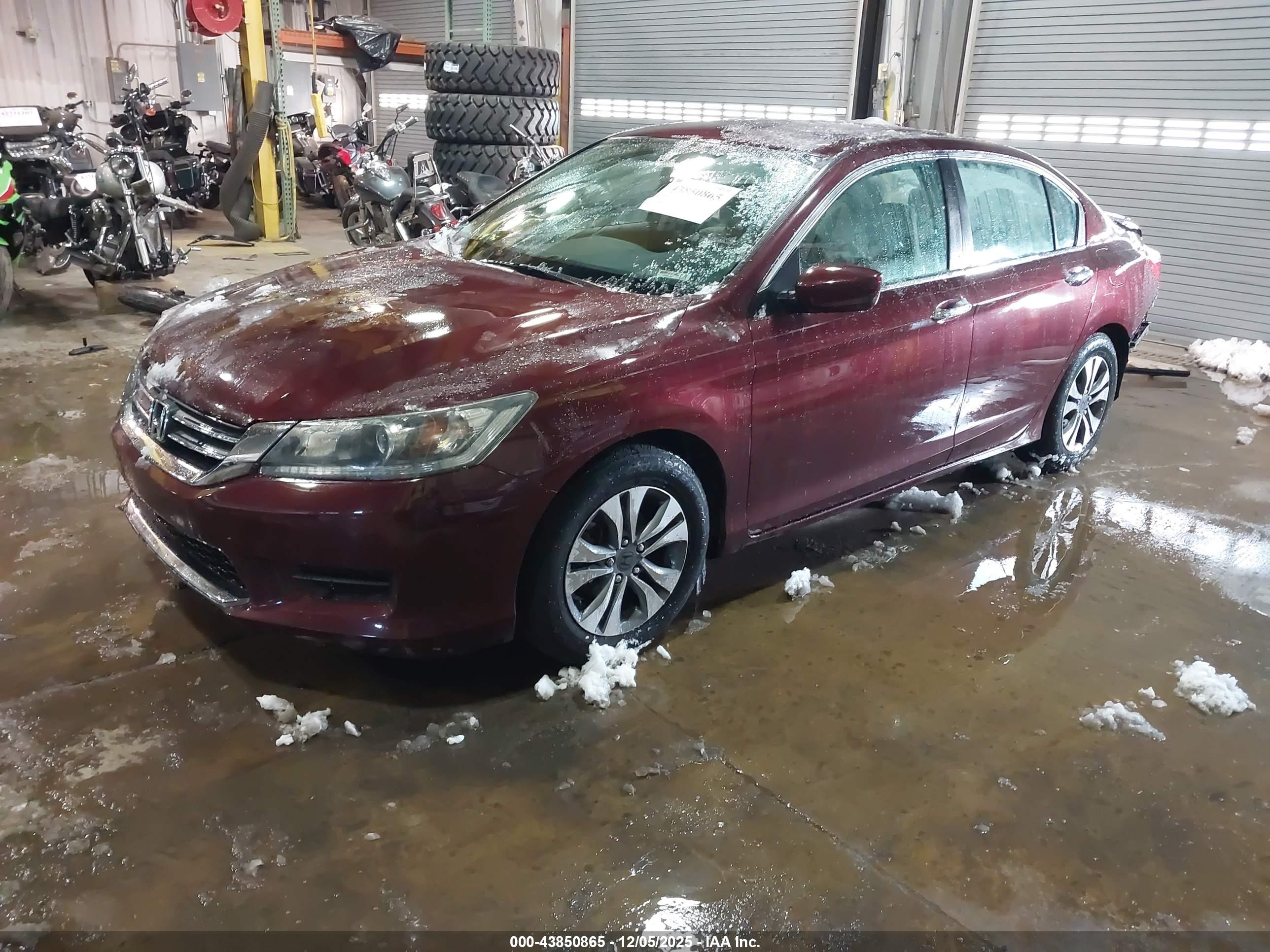 HONDA ACCORD image 2